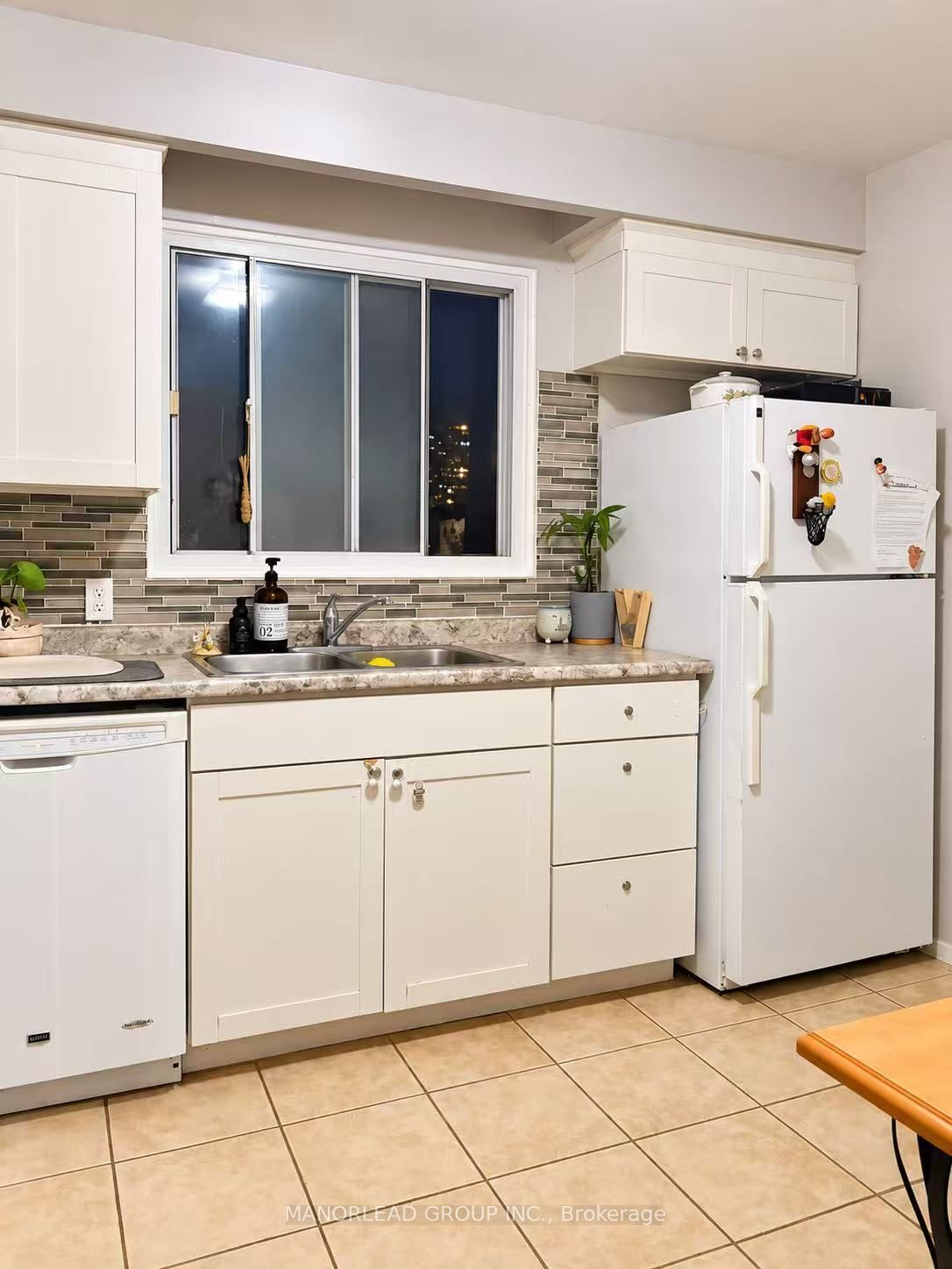 121 L'amoreaux Drive 31 Property Photo 6