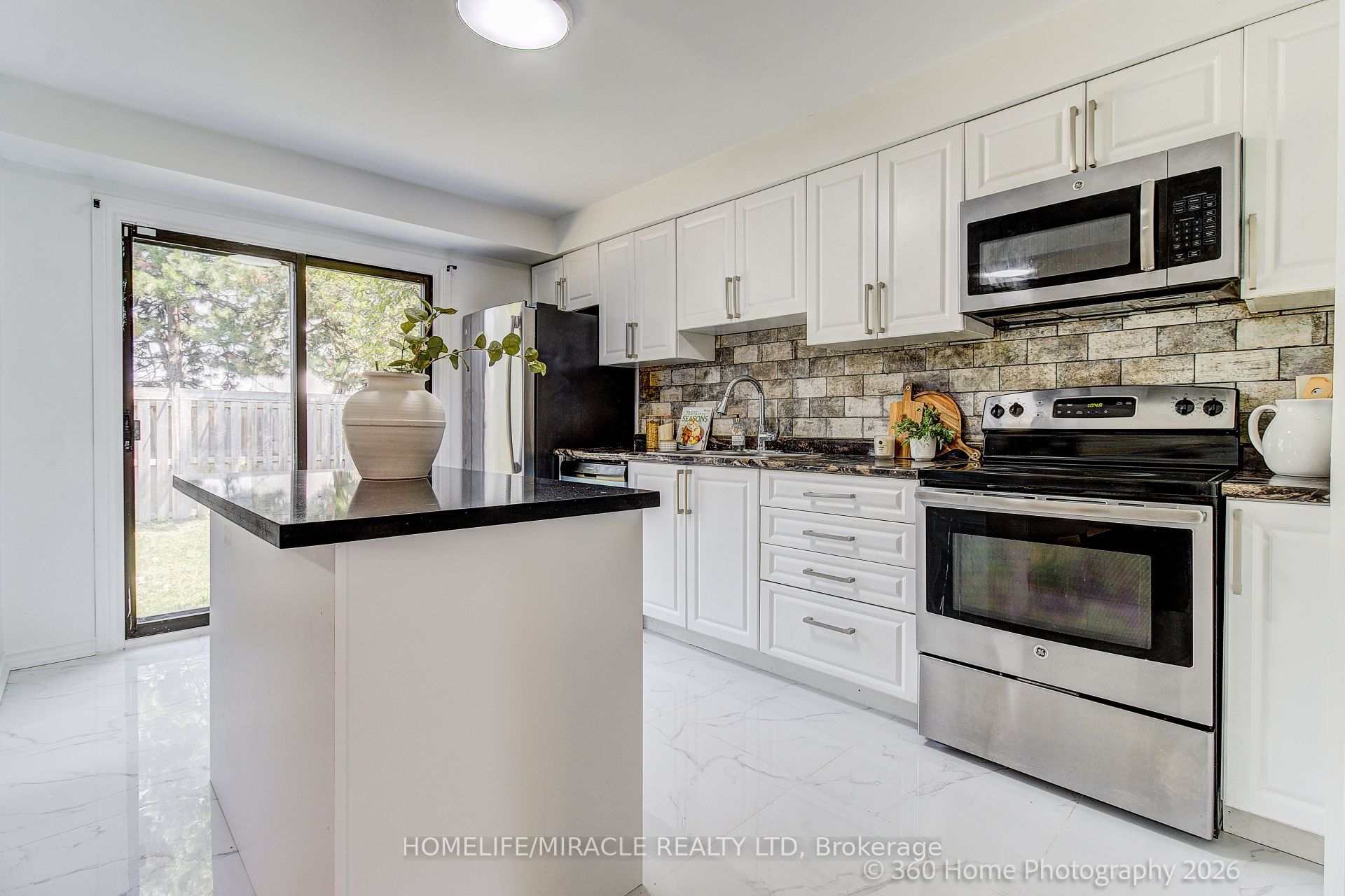 25 Chalmers Crescent Property Photo 8
