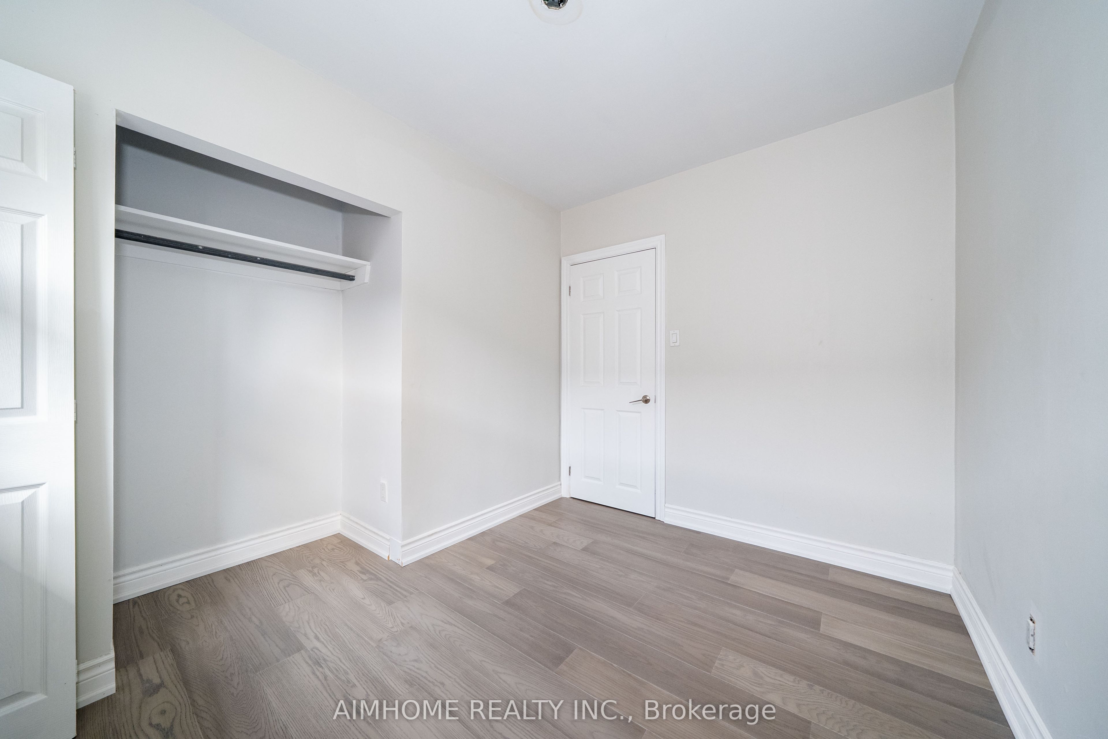36 Moraine Hill Drive Property Photo 8