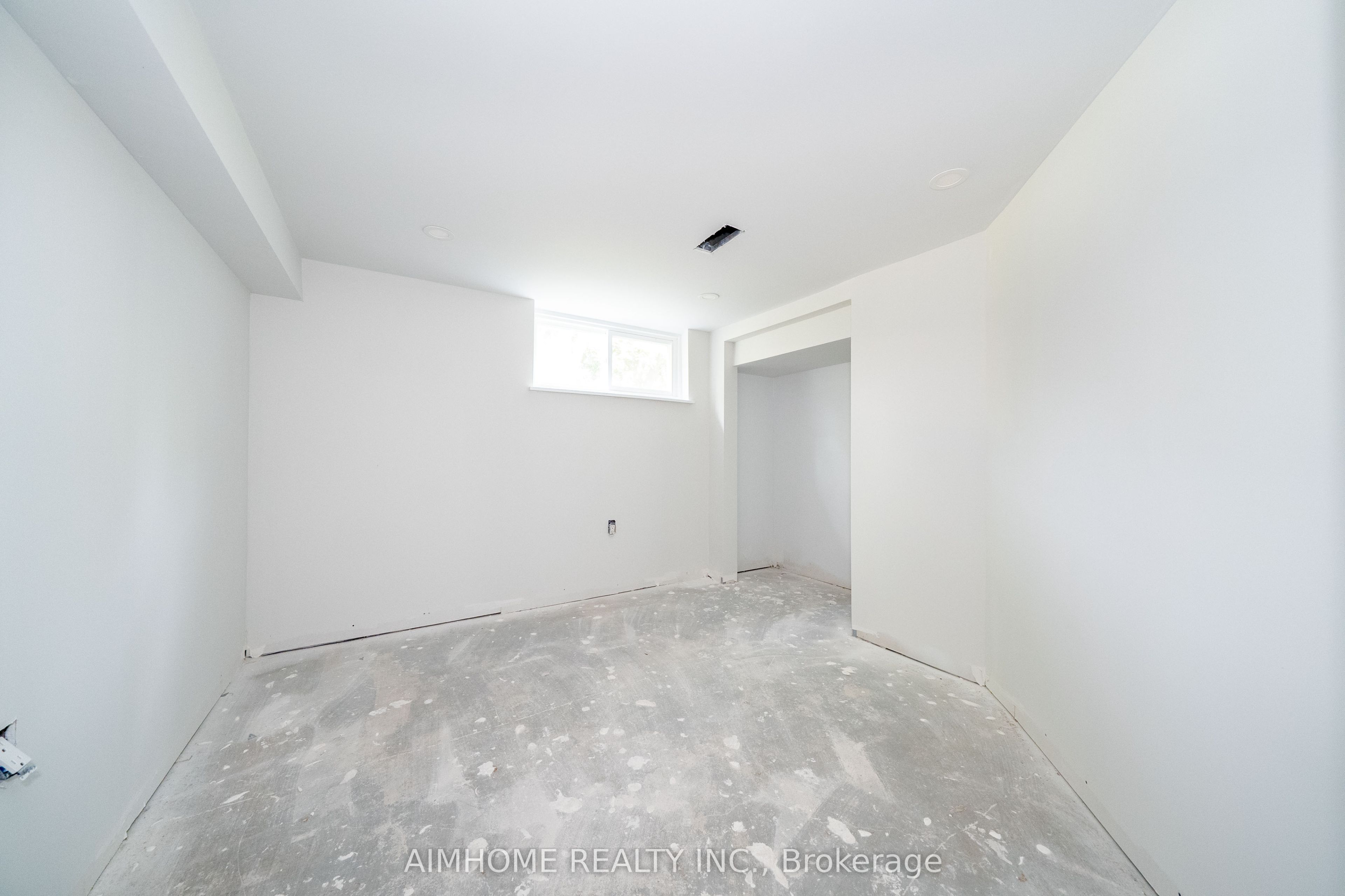 36 Moraine Hill Drive Property Photo 18