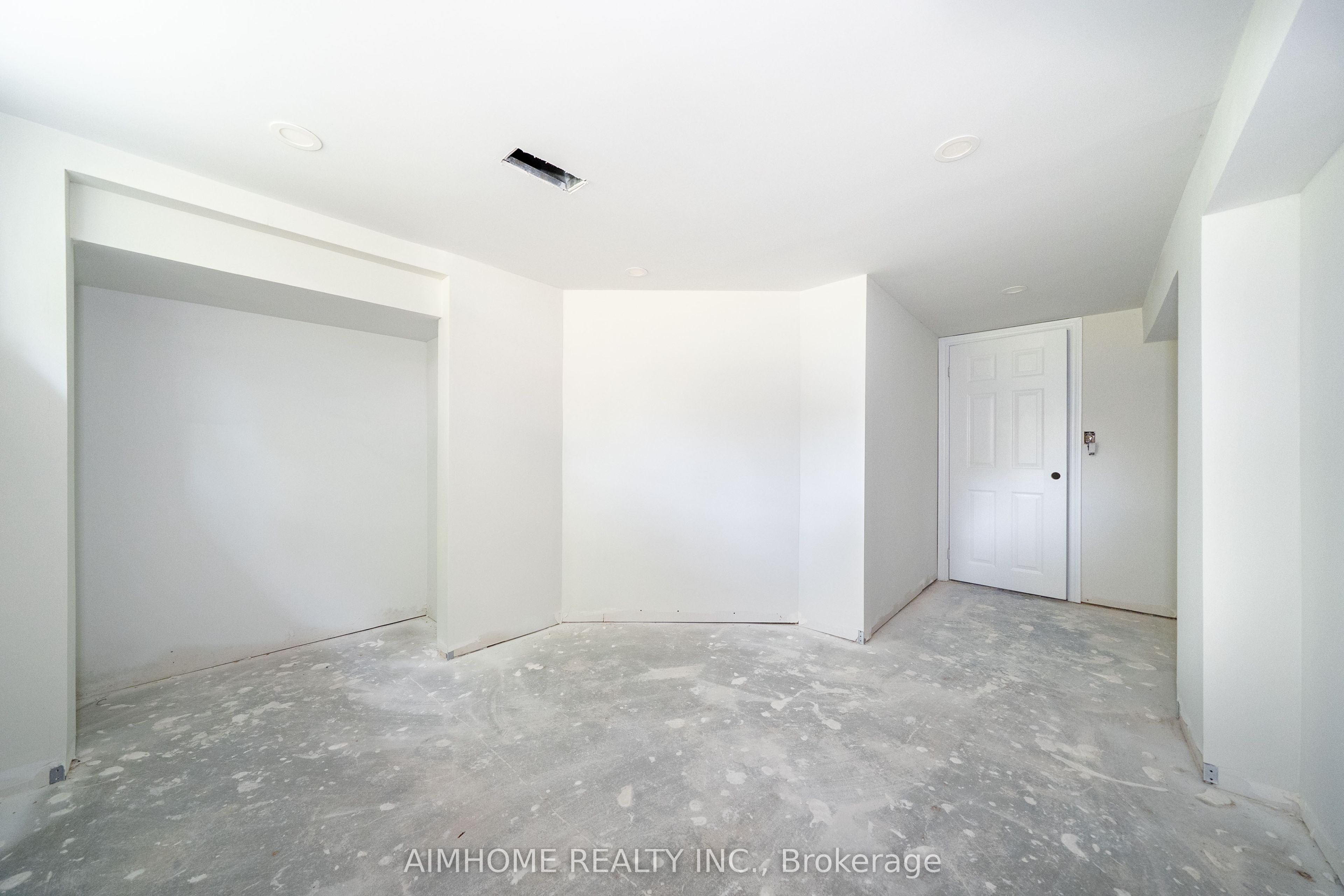 36 Moraine Hill Drive Property Photo 19