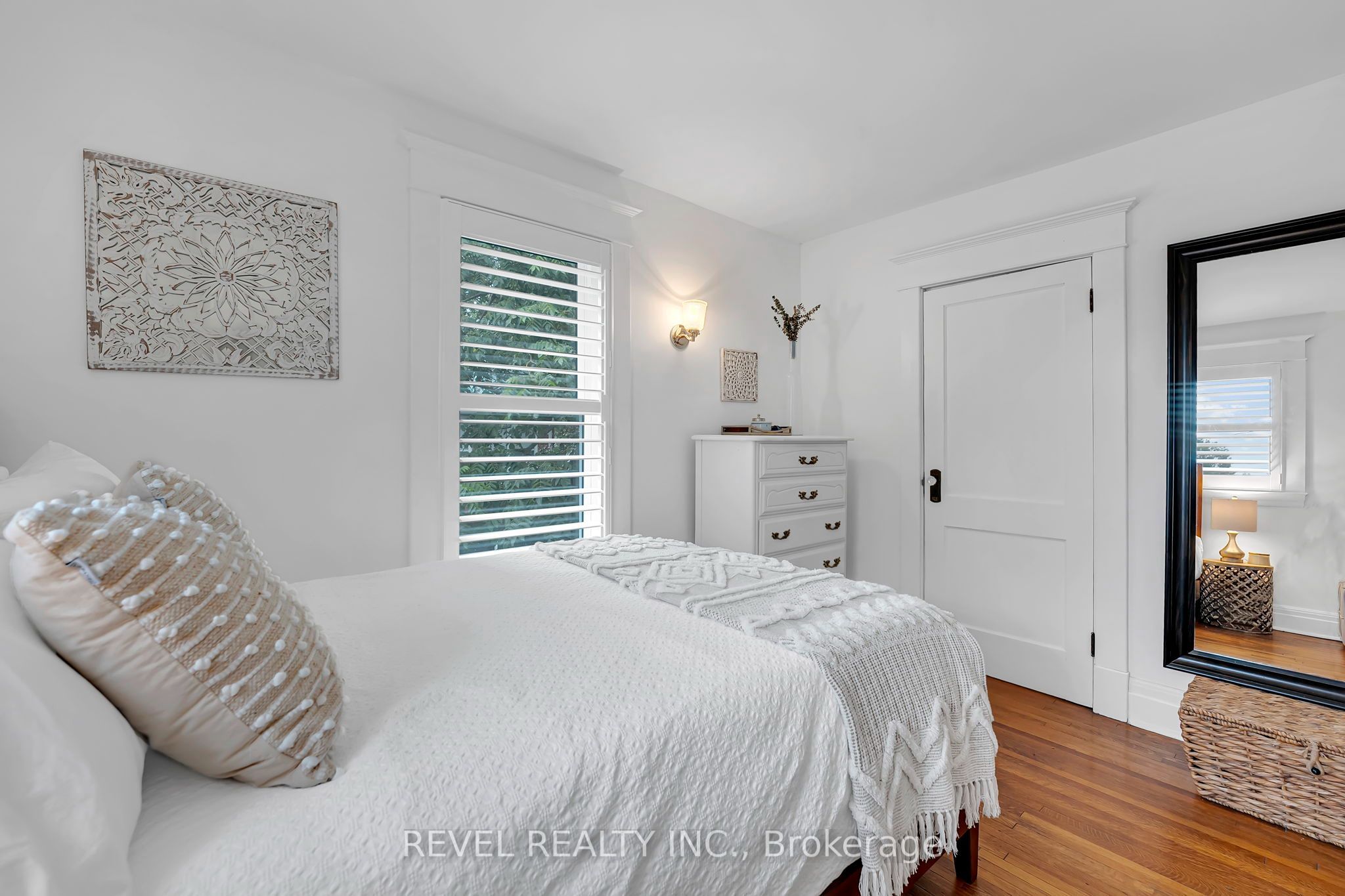 99 Colston Avenue Property Photo 14
