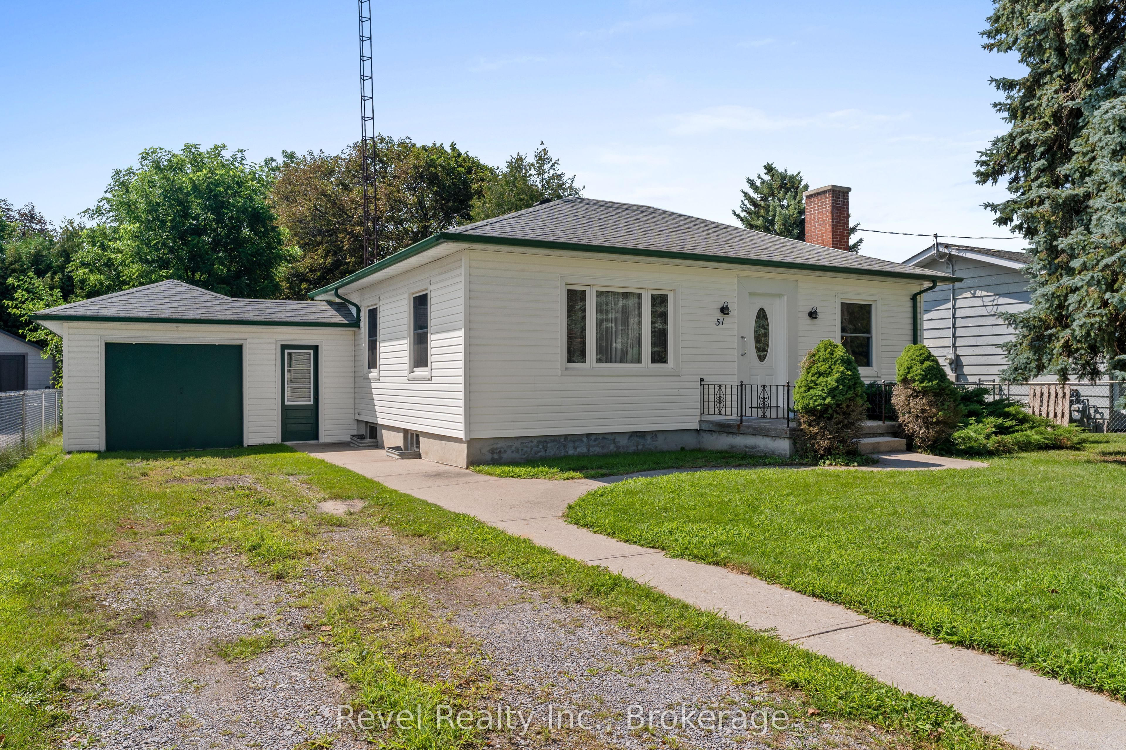 51 Cobbledick Street Property Photo 1