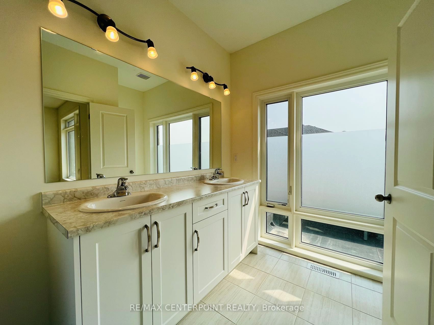 43 O'reilly Street Property Photo 13