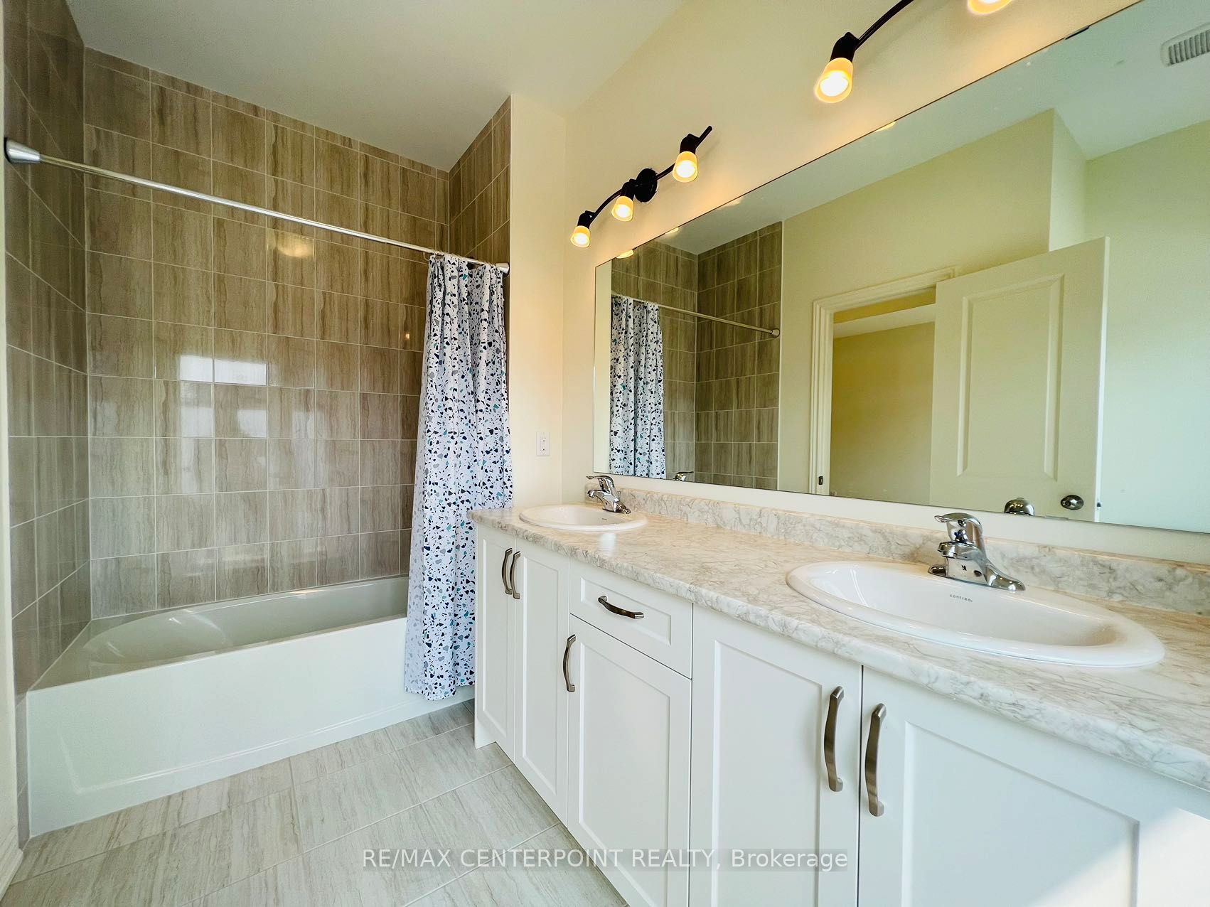 43 O'reilly Street Property Photo 14