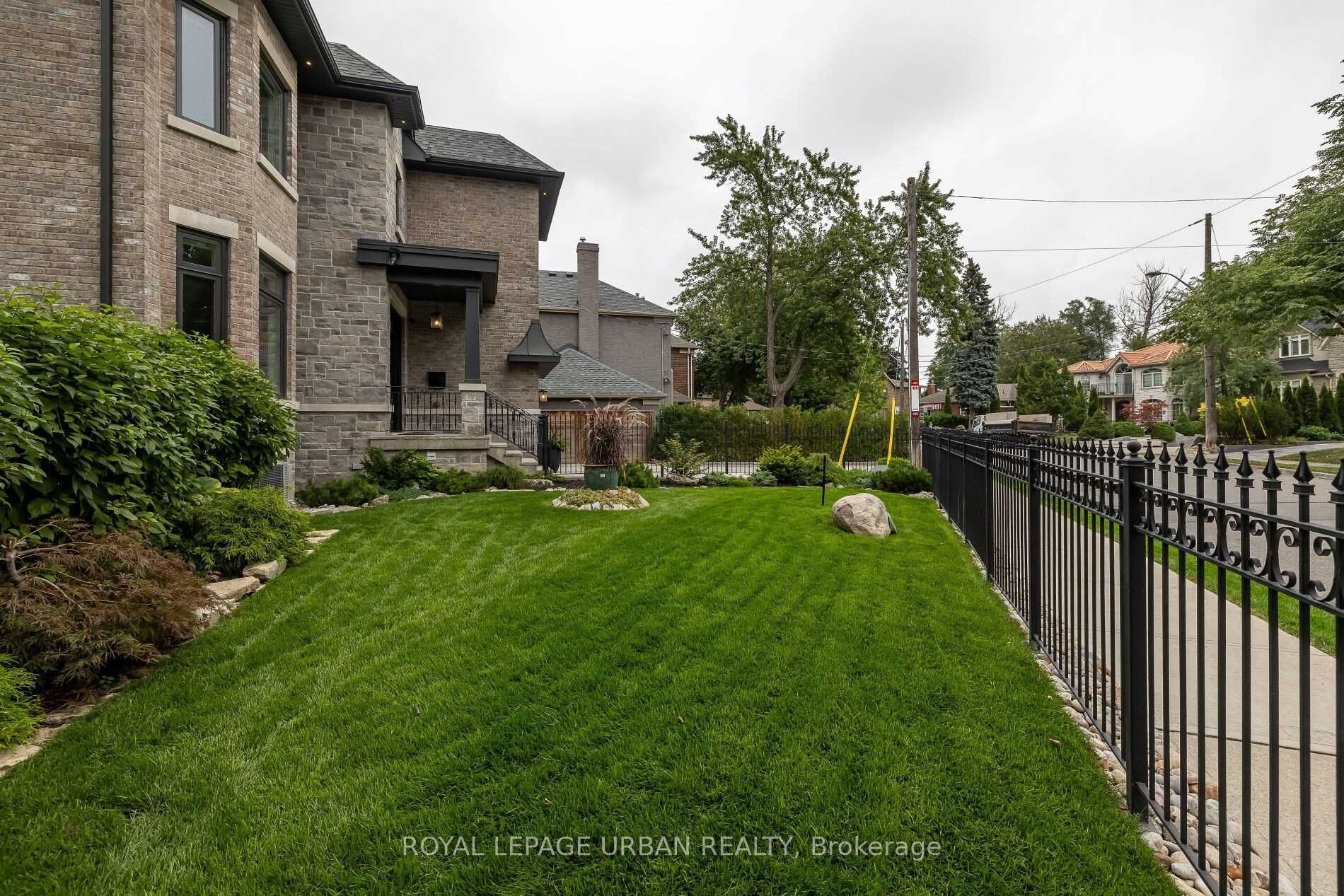 70 Parkview Hill Crescent Property Photo 7