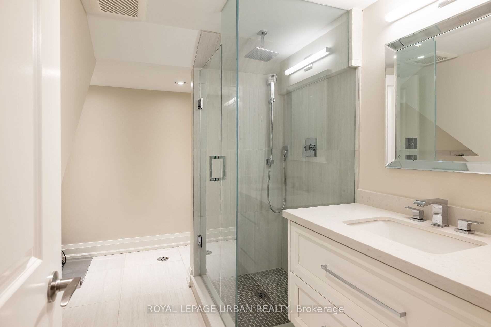 70 Parkview Hill Crescent Property Photo 29