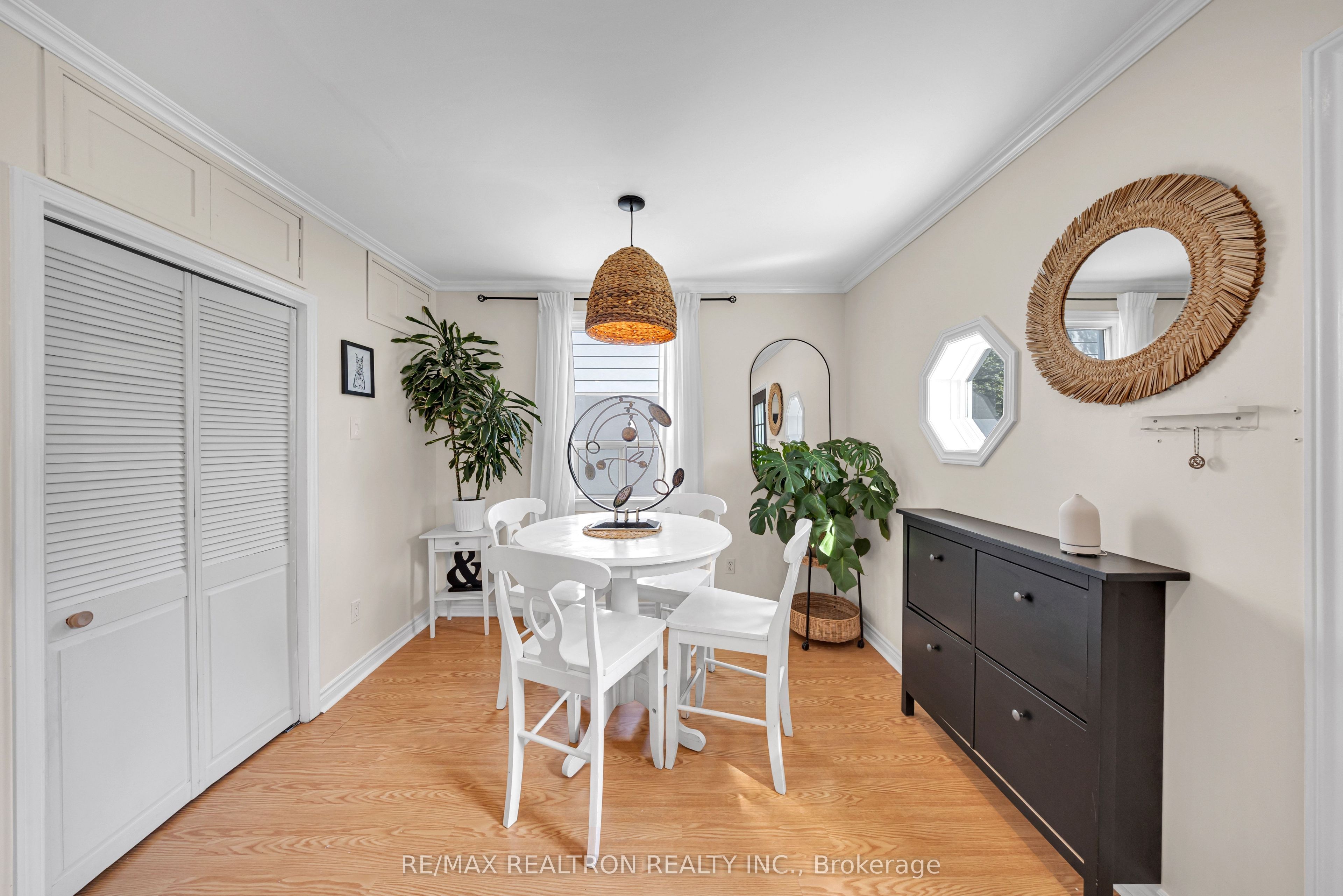 60 Dorset Road Property Photo 4