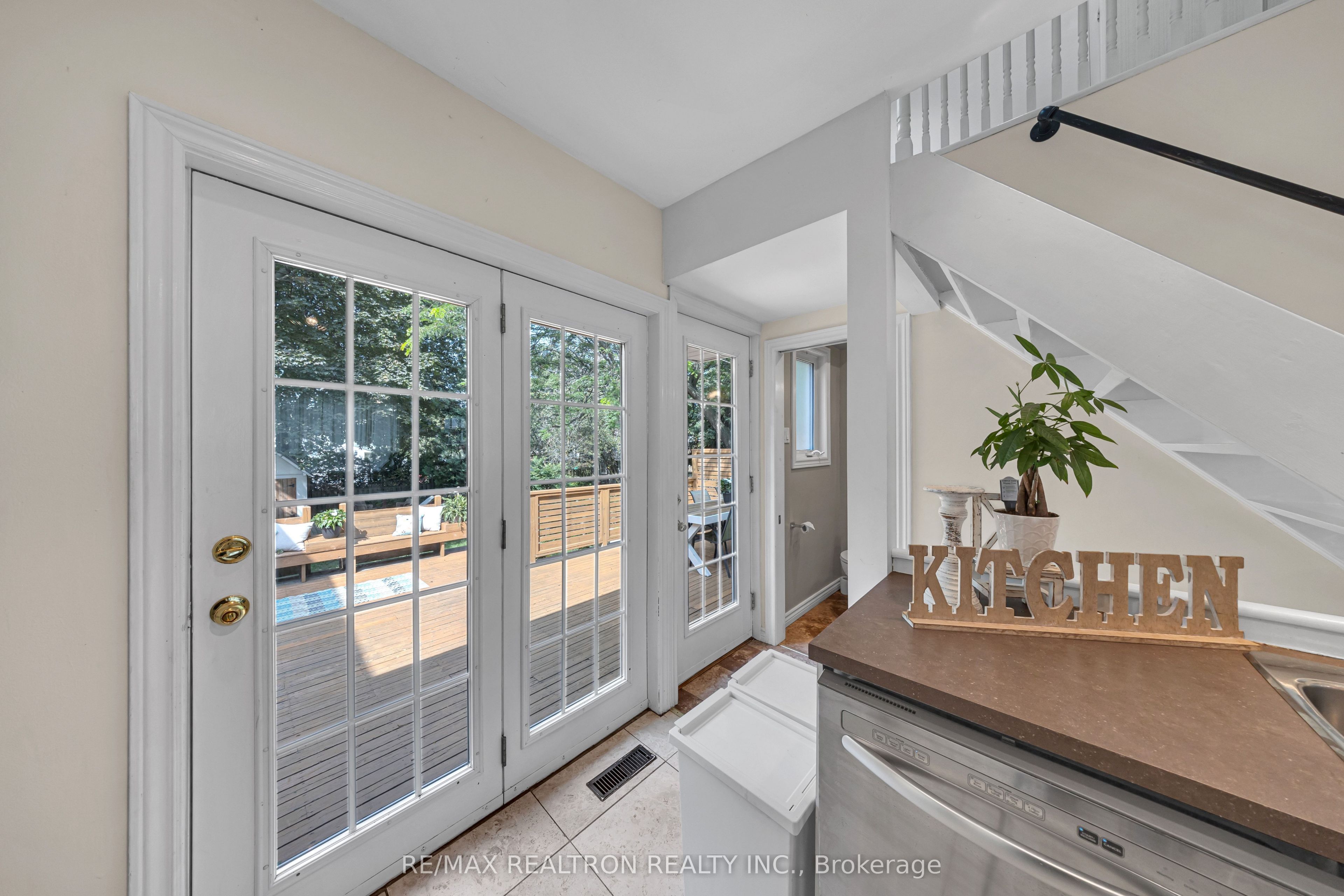 60 Dorset Road Property Photo 12