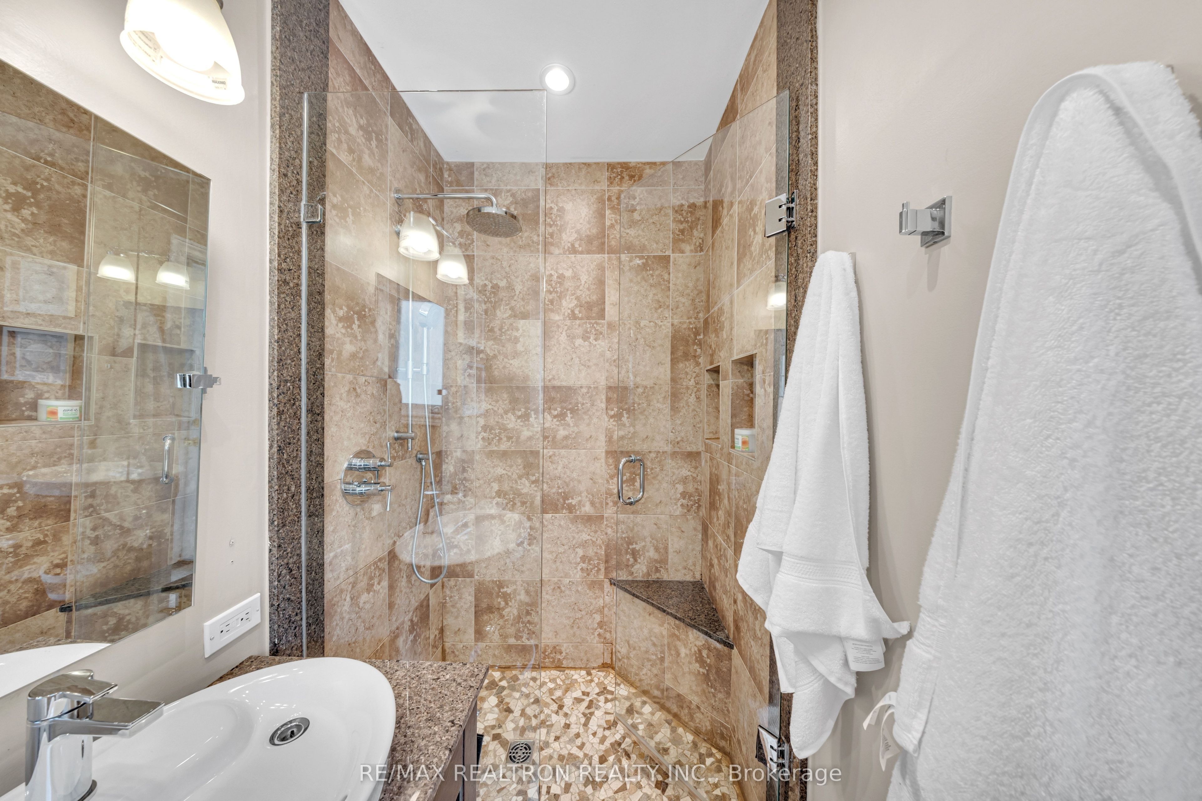 60 Dorset Road Property Photo 15