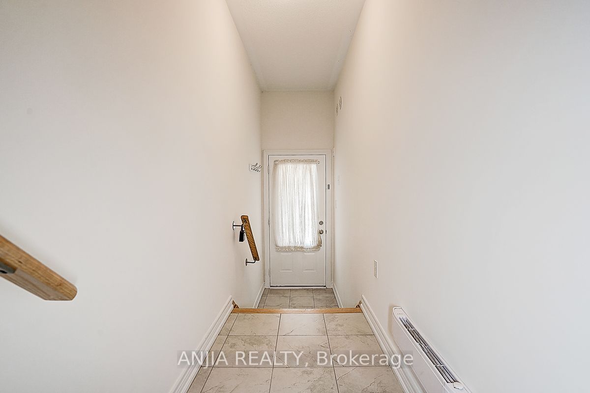 2641 Eaglesham Path Property Photo 4