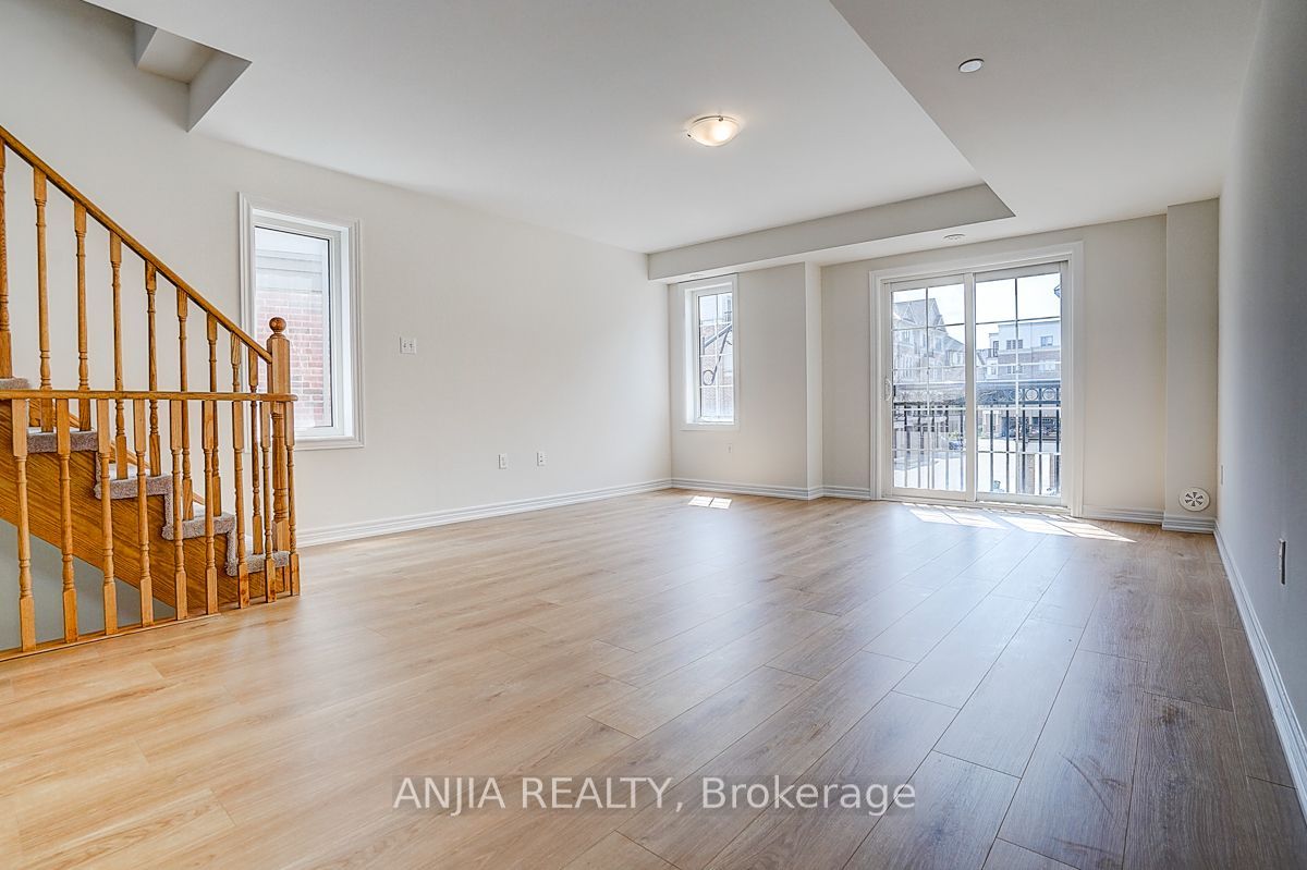 2641 Eaglesham Path Property Photo 6