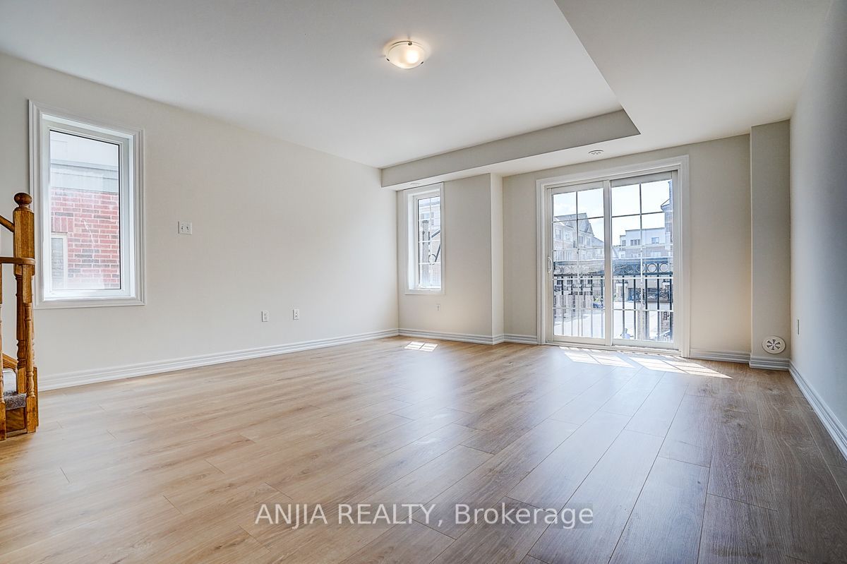 2641 Eaglesham Path Property Photo 9