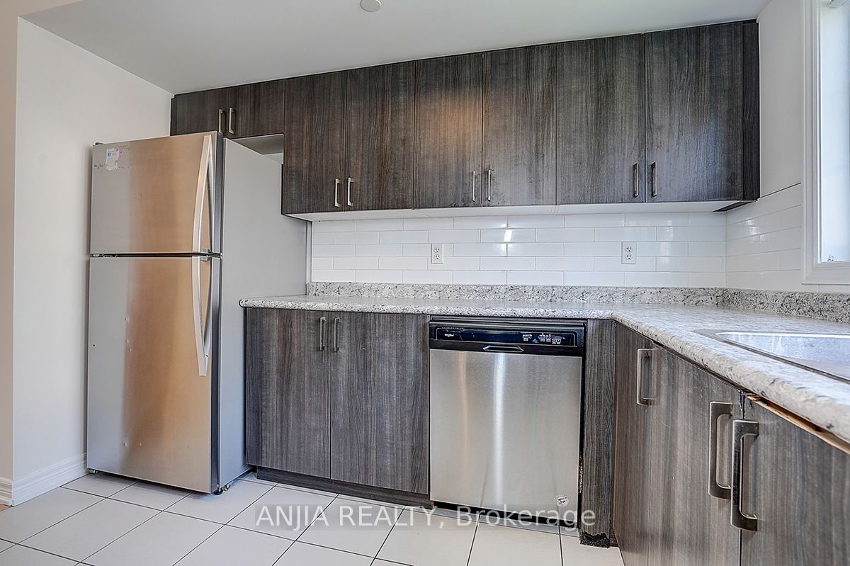 2641 Eaglesham Path Property Photo 13