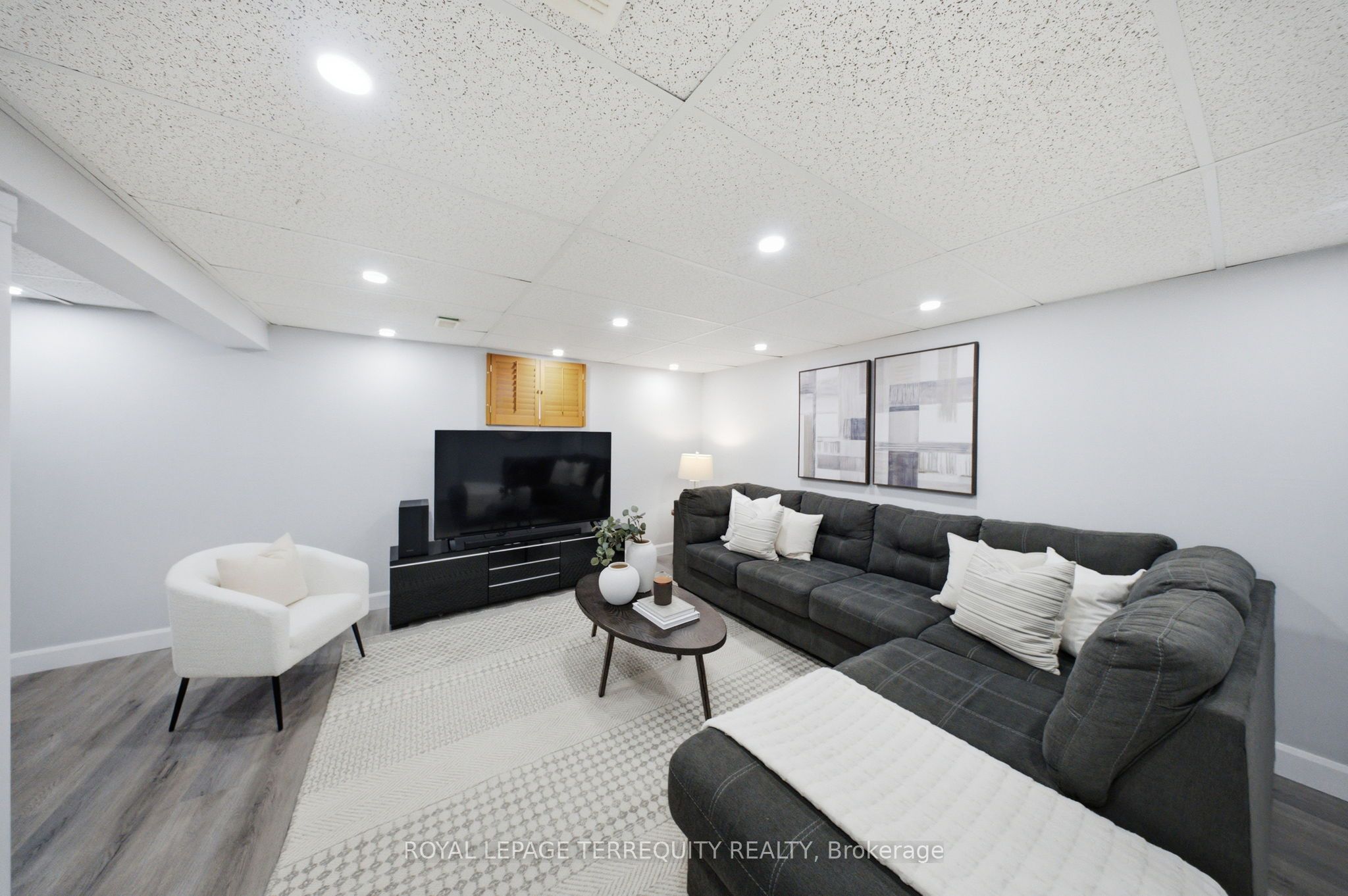 362 Durham Court Property Photo 25