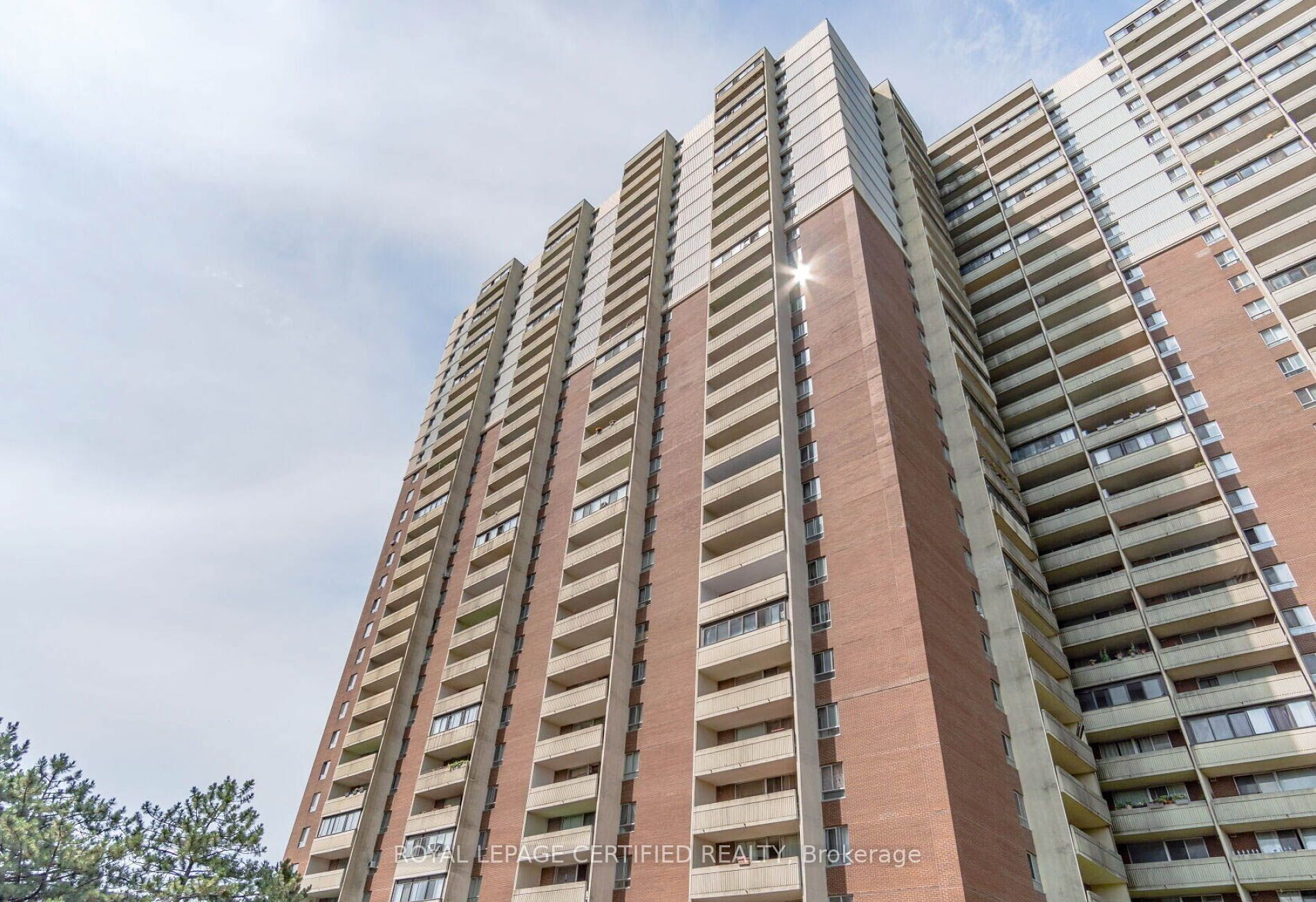 1 Massey Square 1208 Property Photo 1