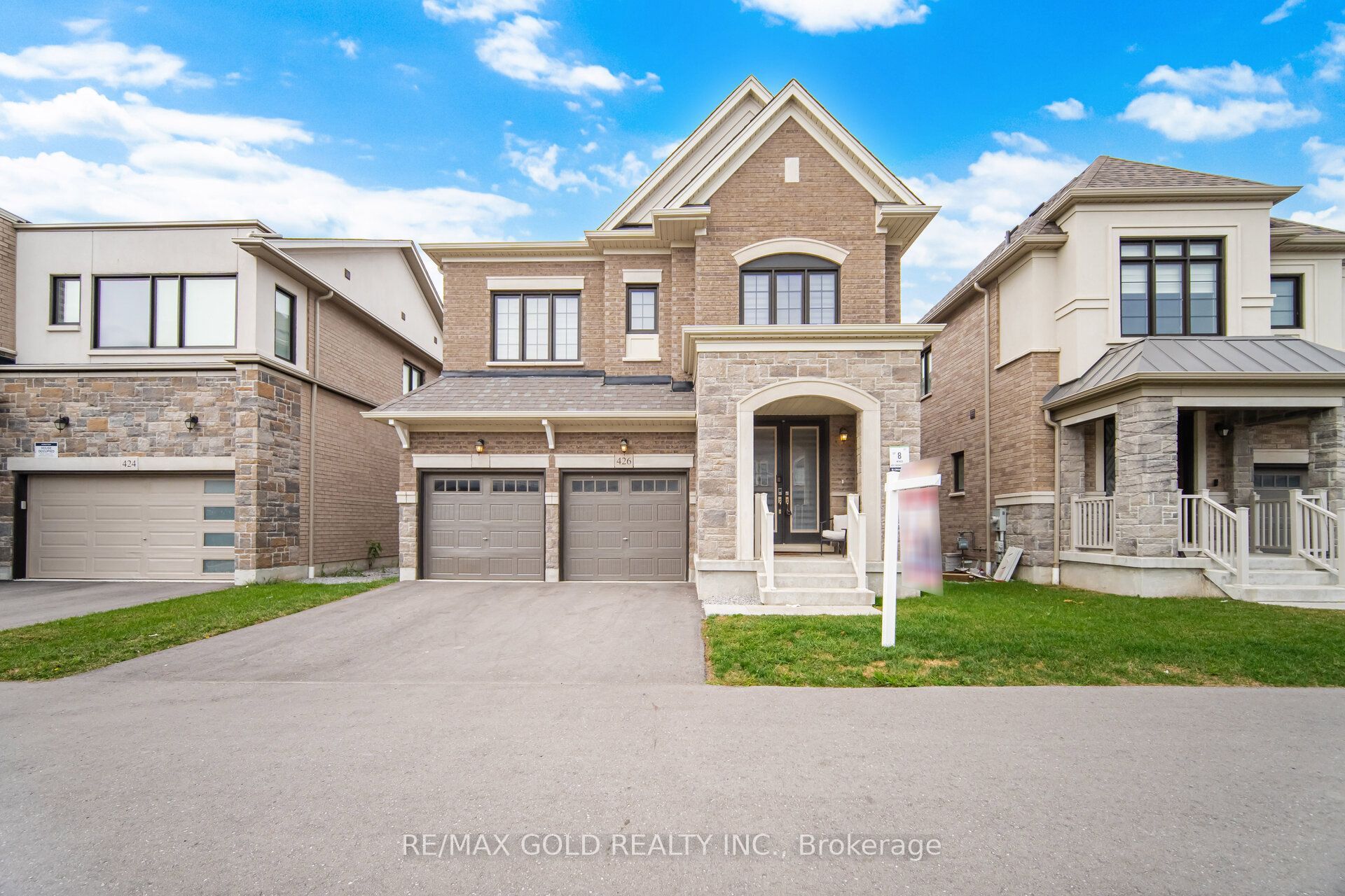 426 Coronation Road Property Photo 2