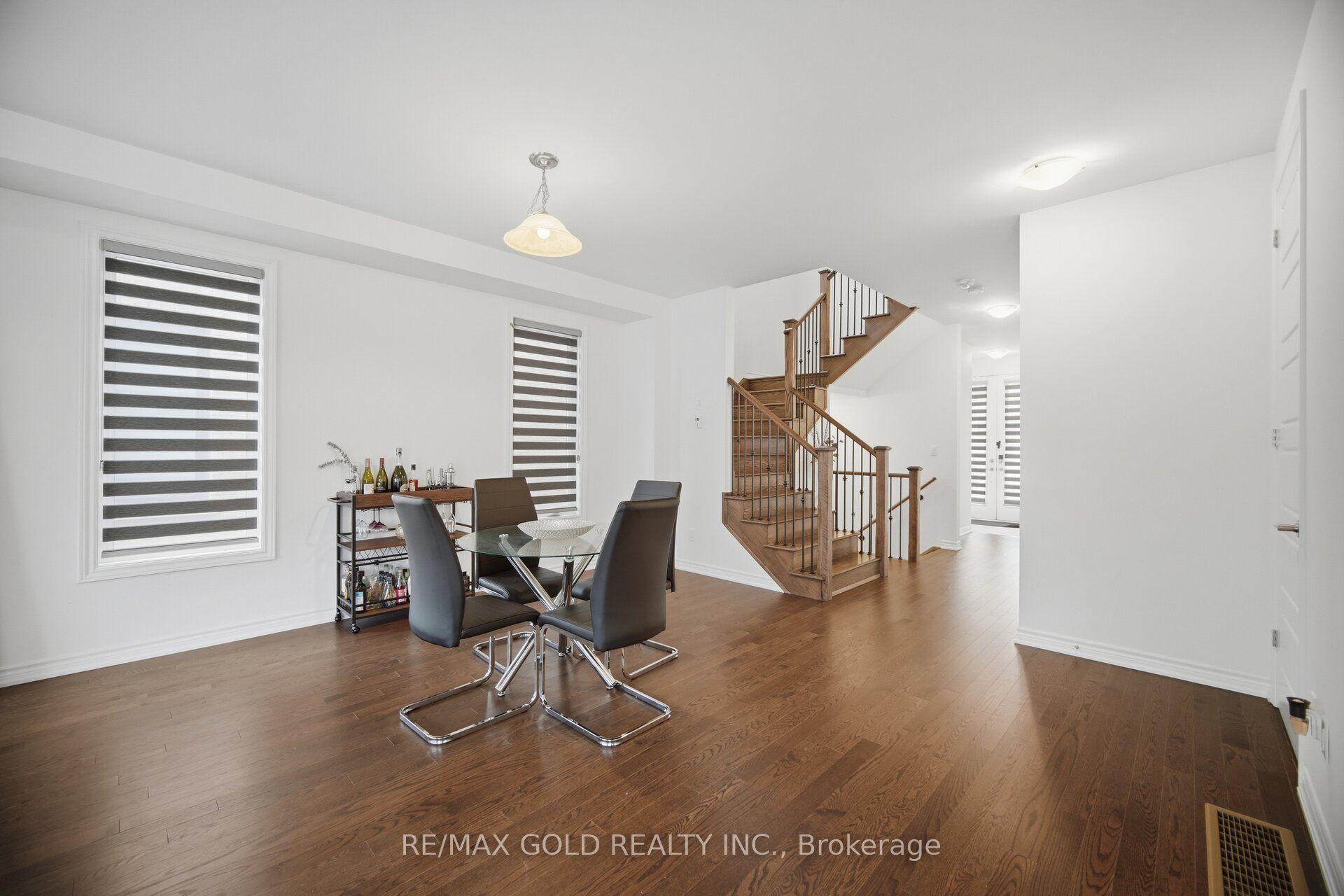 426 Coronation Road Property Photo 8