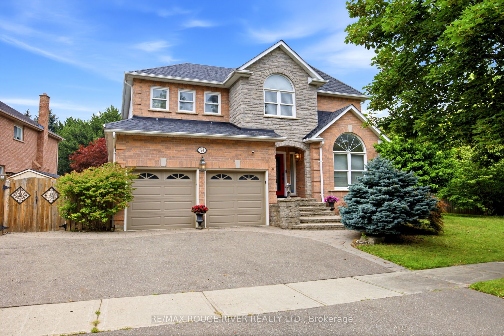 34 Kennett Drive Property Photo 2