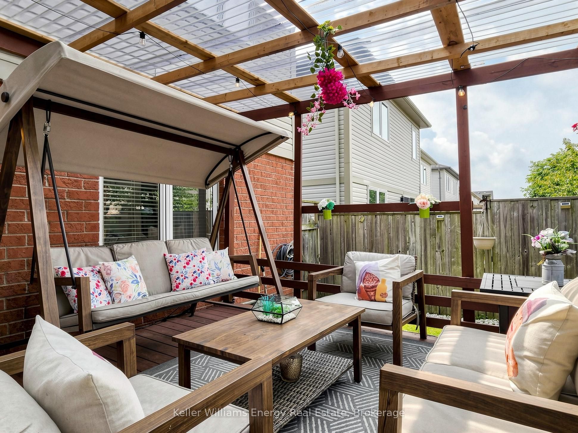 16 Donlevy Crescent Property Photo 42