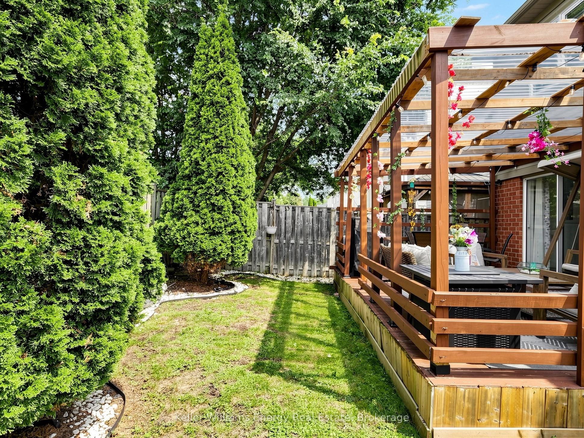 16 Donlevy Crescent Property Photo 45