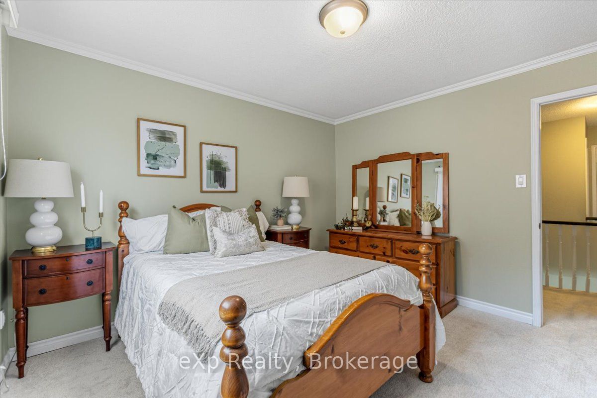 1067 Maury Crescent Property Photo 37
