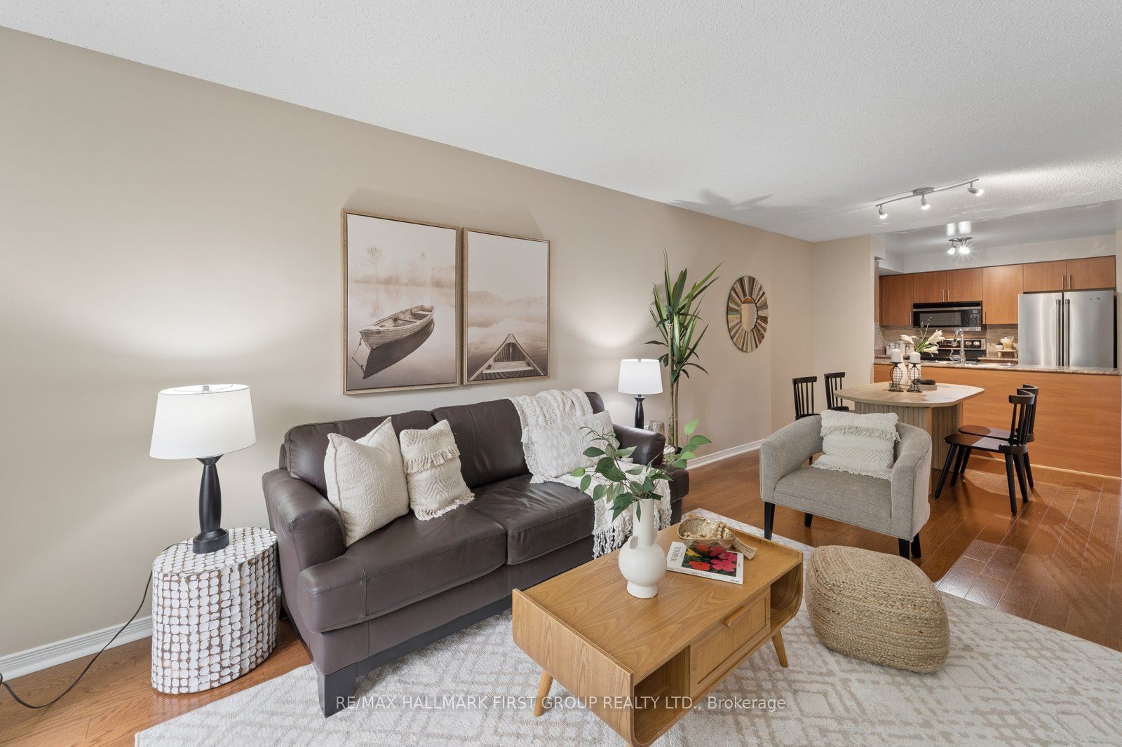 8 Petra Way 2 Property Photo 16