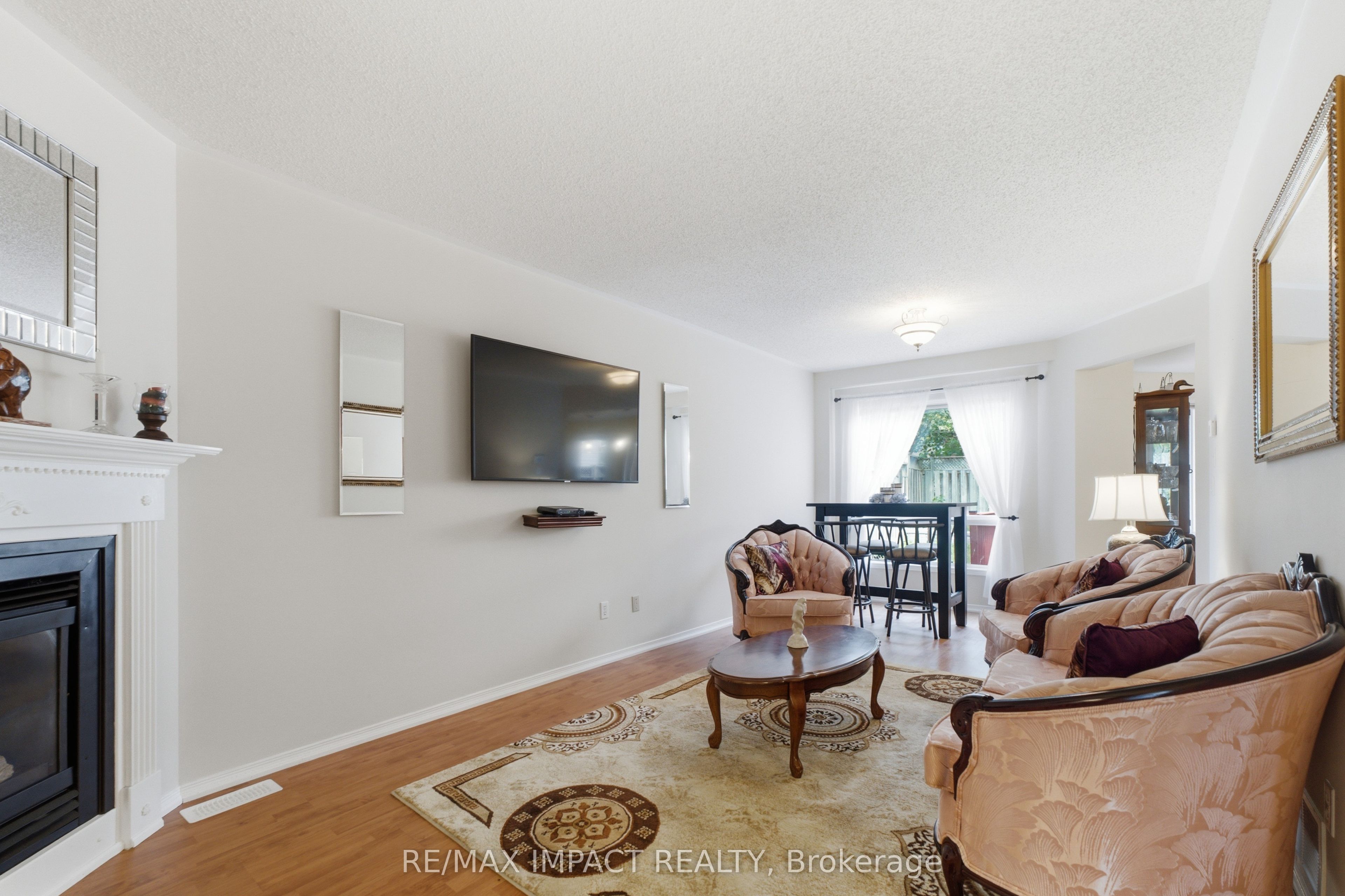 106 Mcfeeters Crescent Property Photo 7