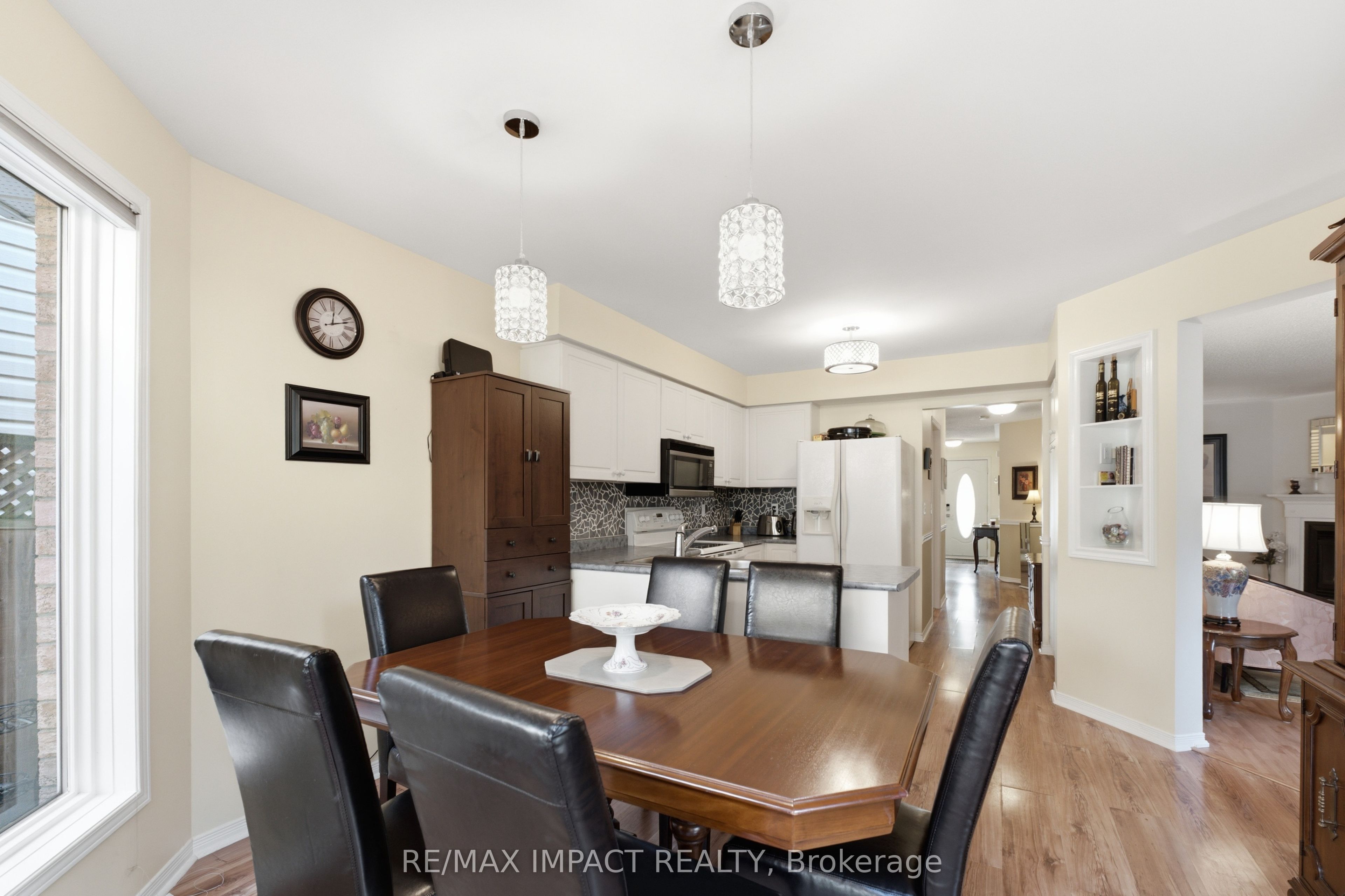 106 Mcfeeters Crescent Property Photo 11