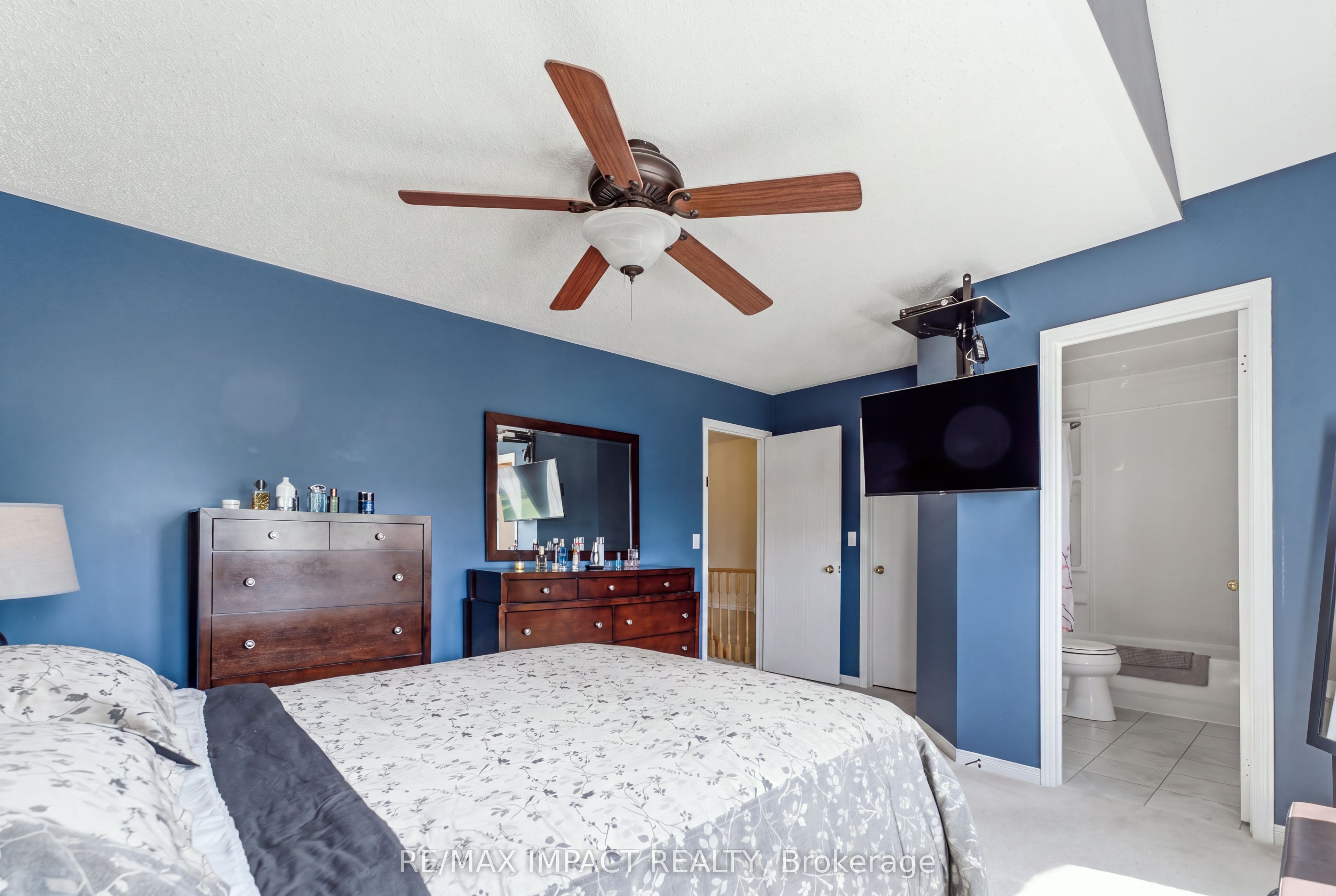 106 Mcfeeters Crescent Property Photo 18