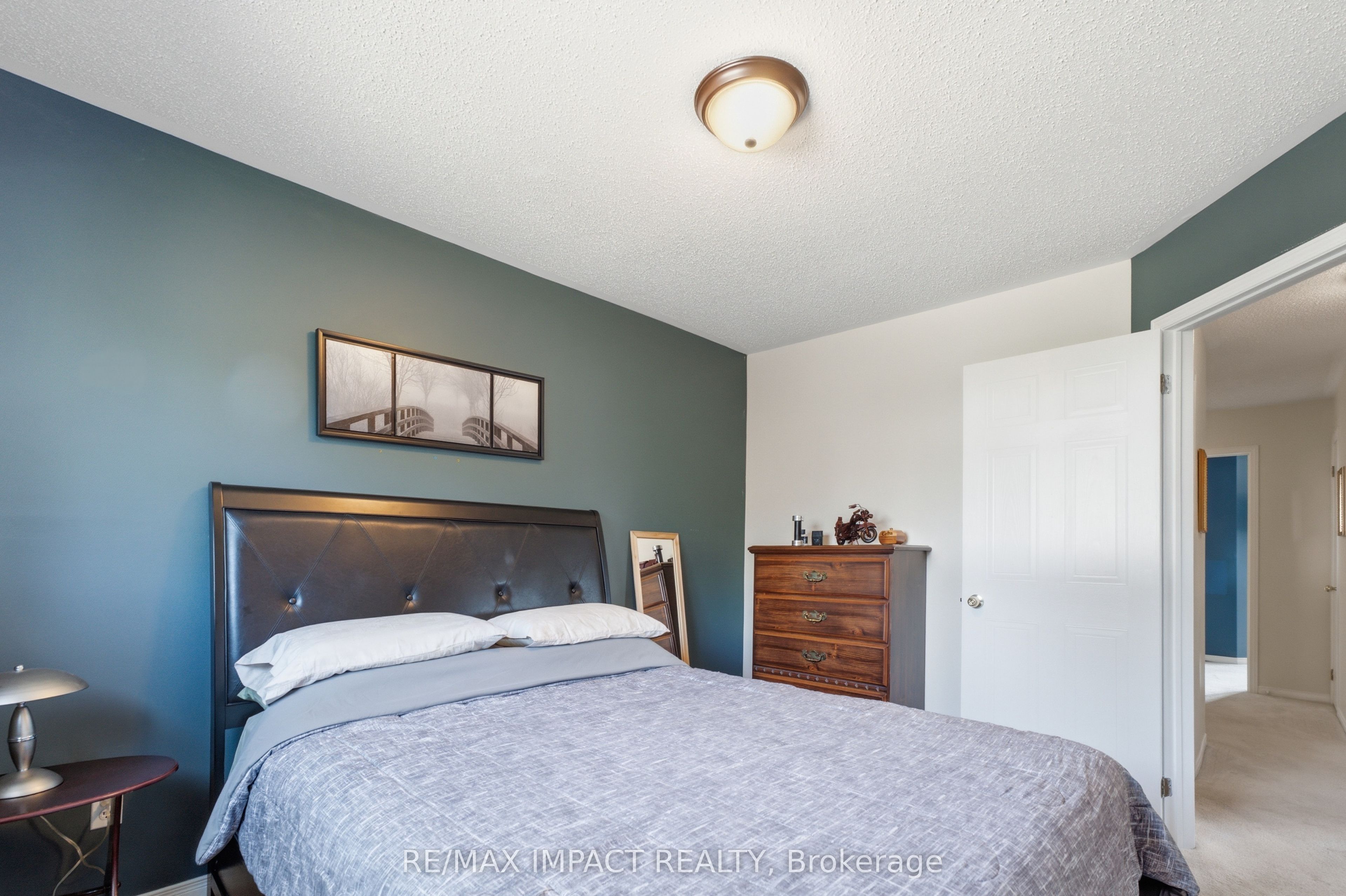 106 Mcfeeters Crescent Property Photo 21