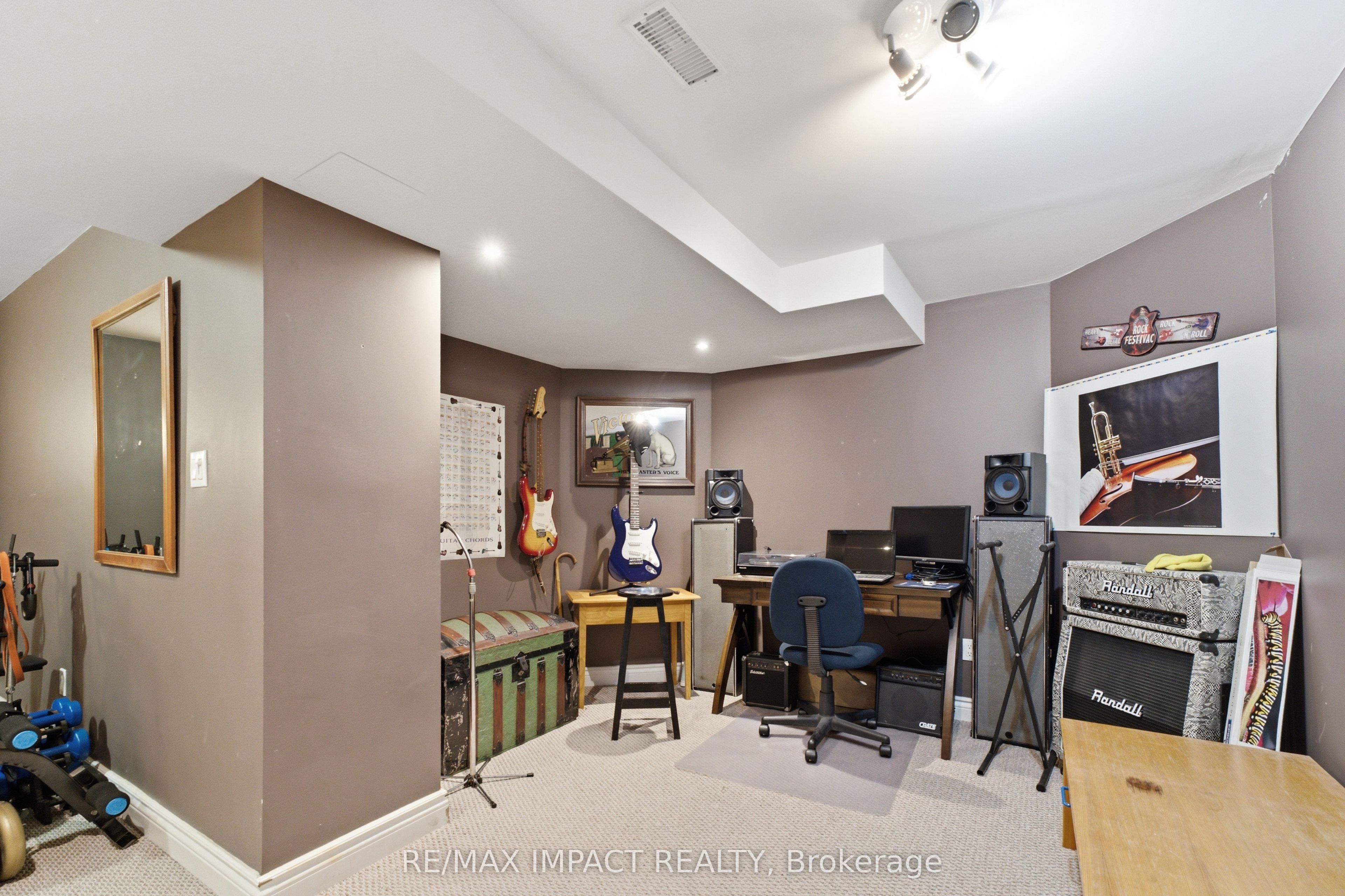 106 Mcfeeters Crescent Property Photo 28