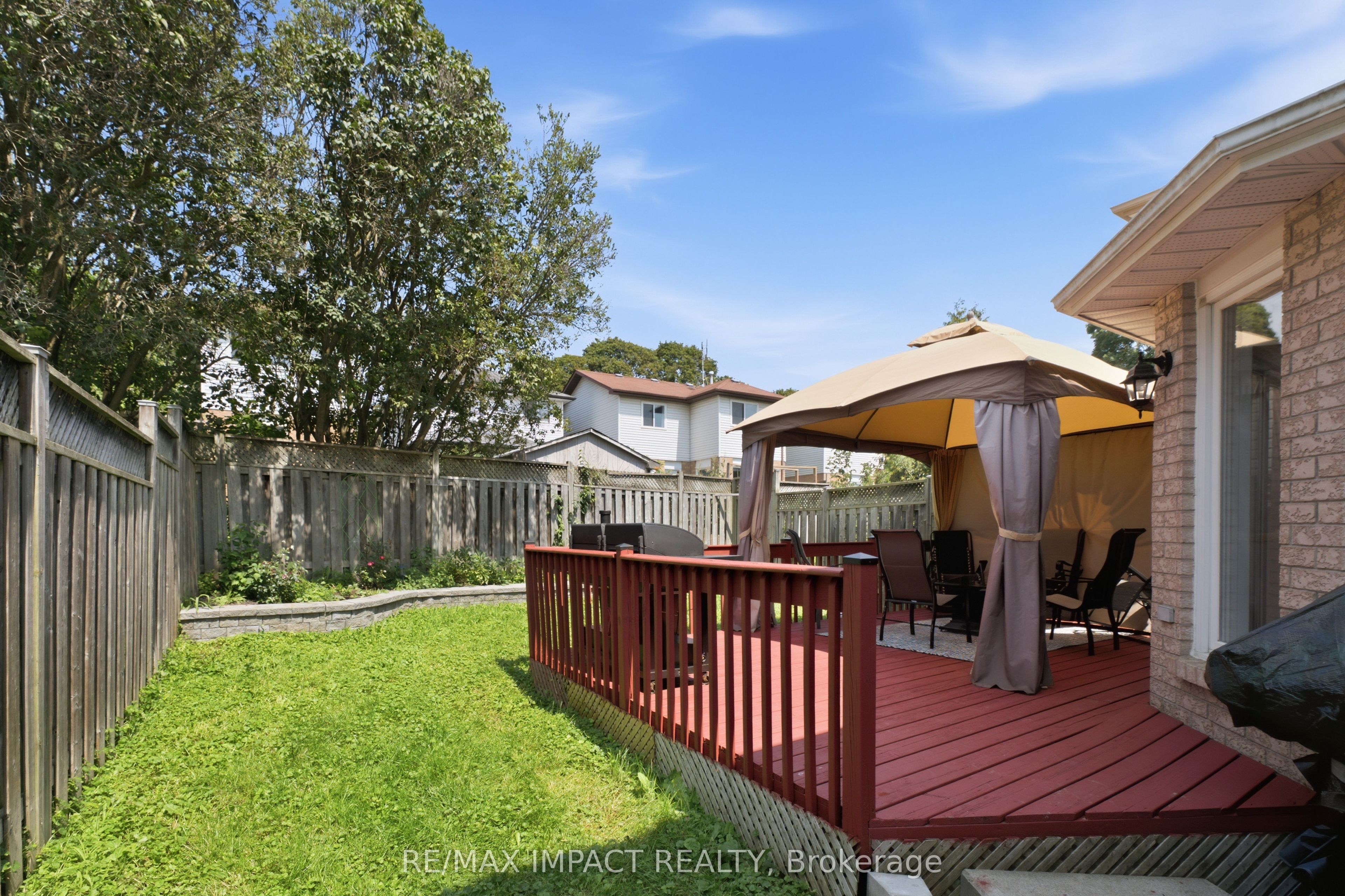 106 Mcfeeters Crescent Property Photo 32
