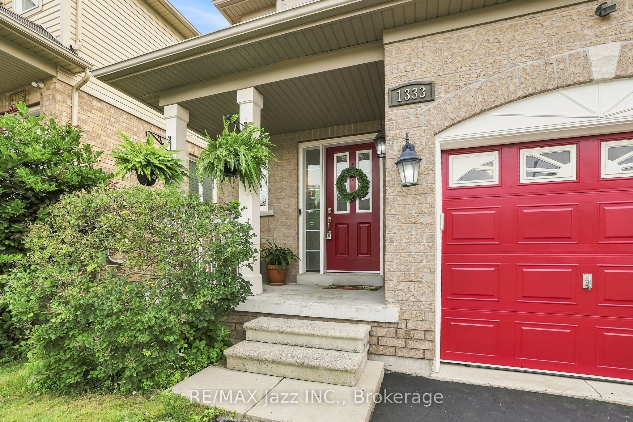 1333 Wadebridge Crescent Property Photo 7