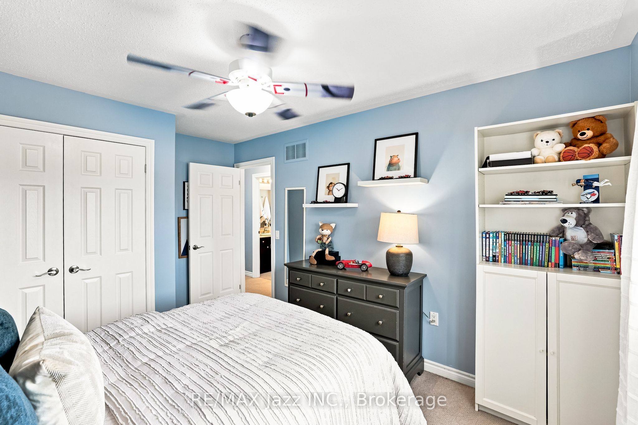 1333 Wadebridge Crescent Property Photo 34