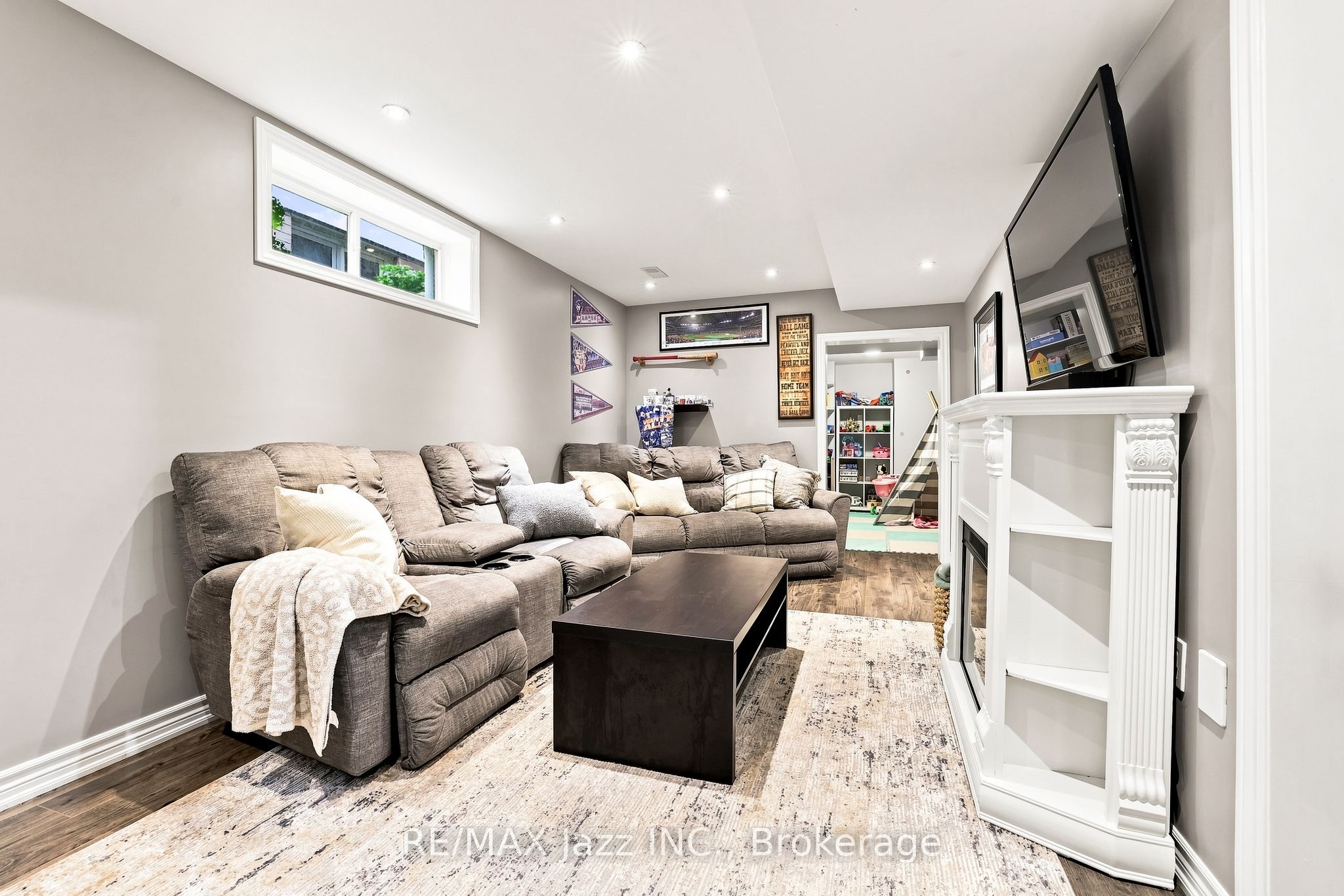 1333 Wadebridge Crescent Property Photo 40