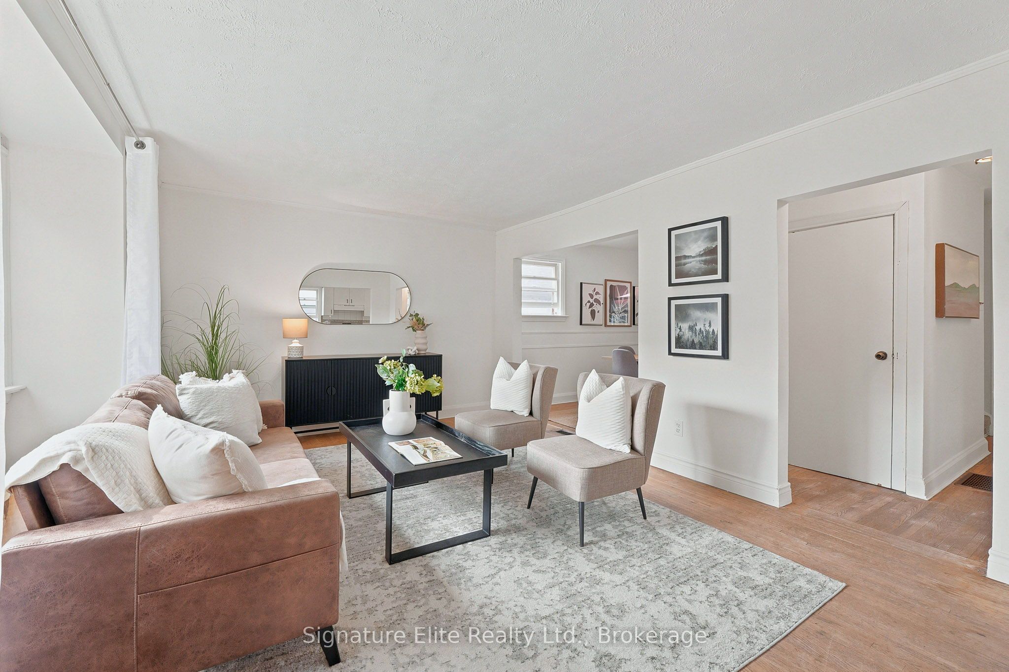 76 Harewood Avenue Property Photo 2