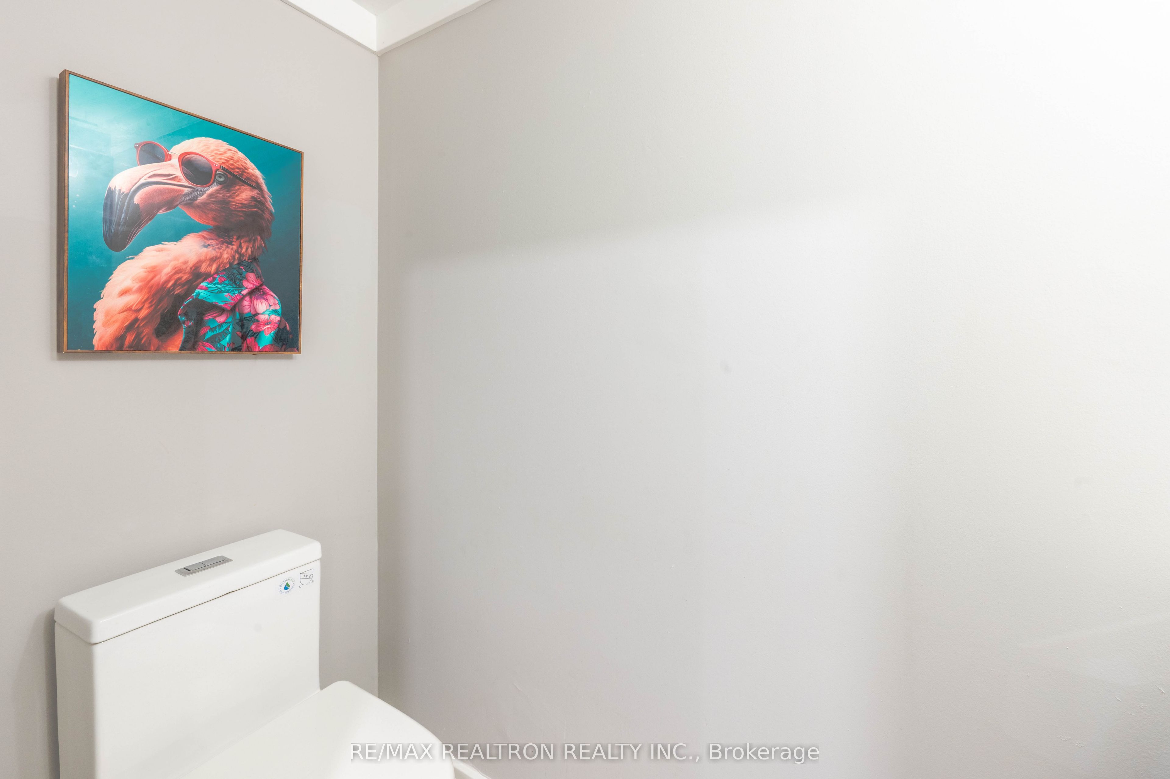 23 Pennefather Lane Property Photo 14