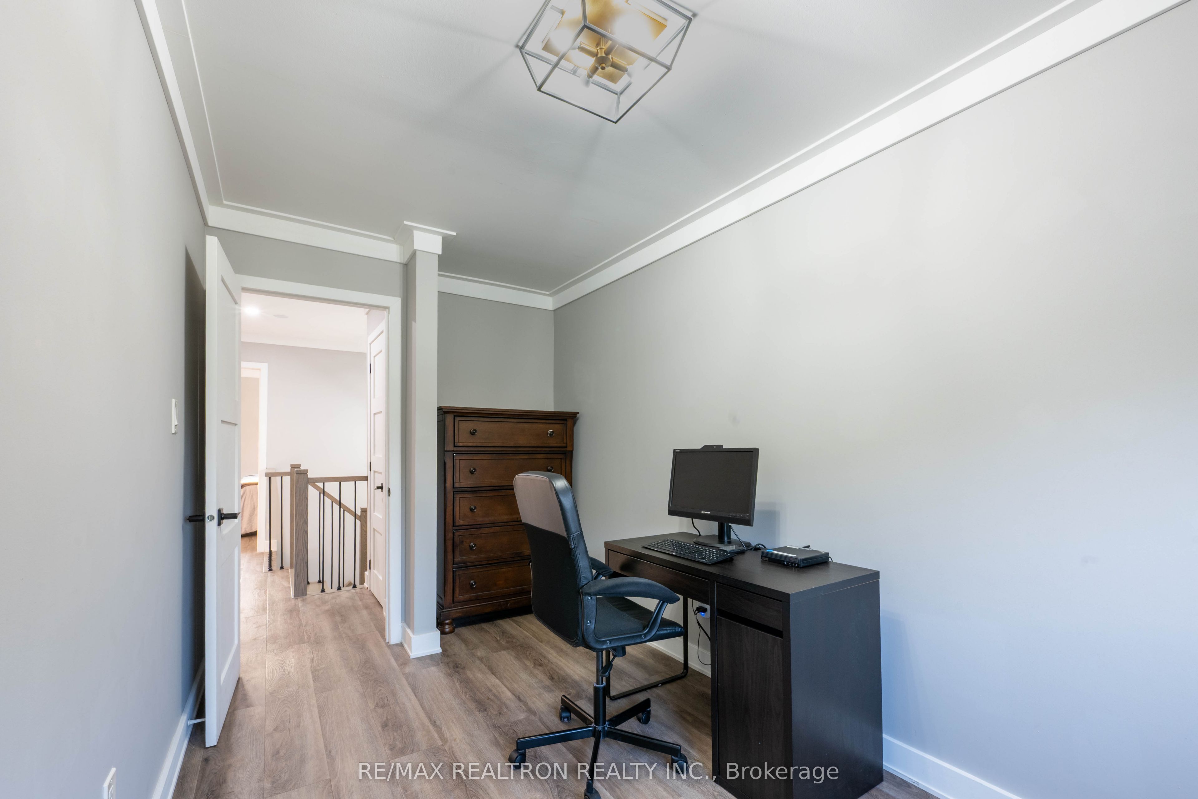 23 Pennefather Lane Property Photo 33