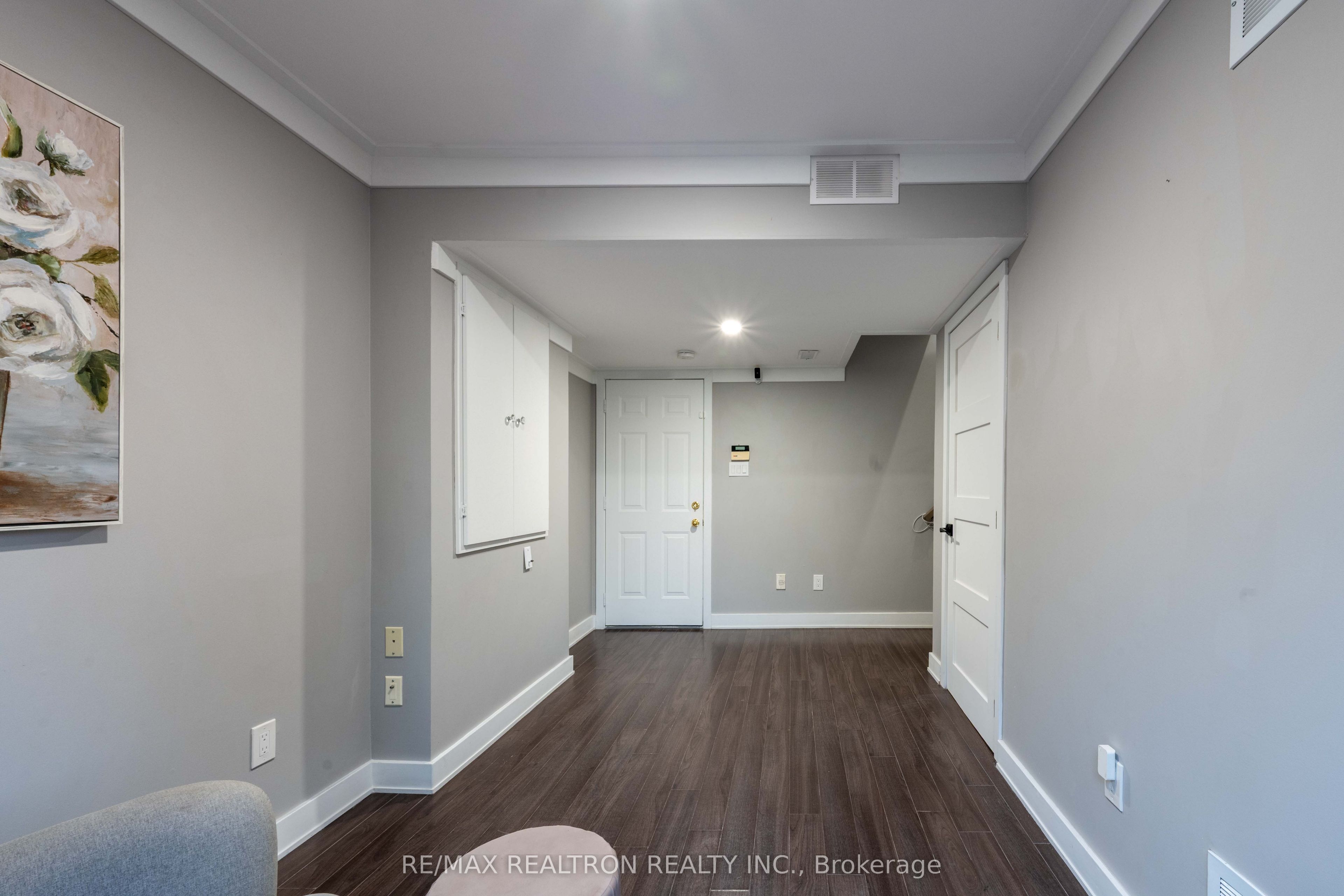 23 Pennefather Lane Property Photo 37