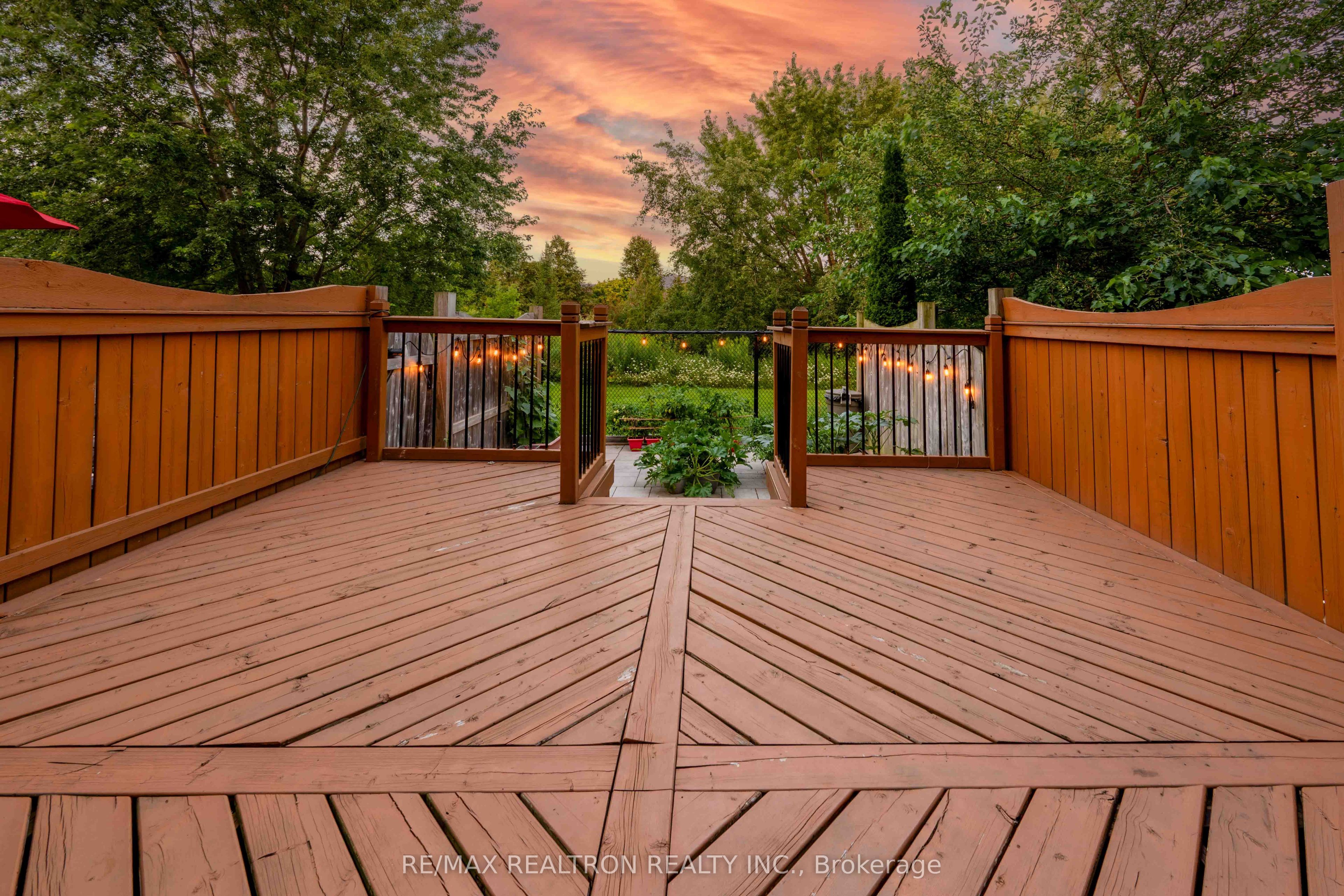 23 Pennefather Lane Property Photo 40