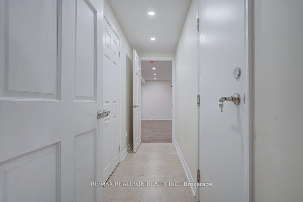 41 Oswell Drive Bsmnt Property Photo 22