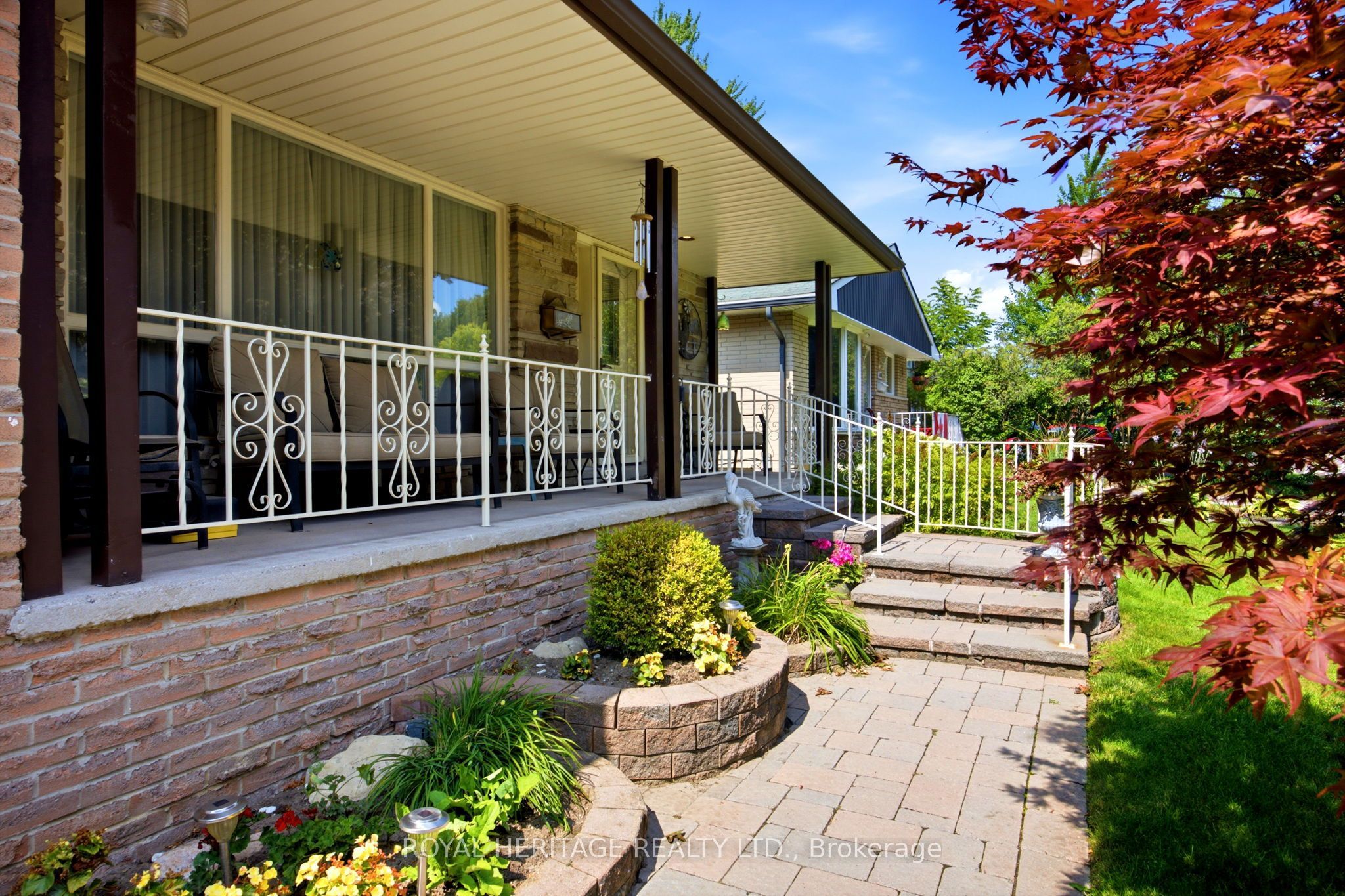 394 Amstel Court Property Photo 4
