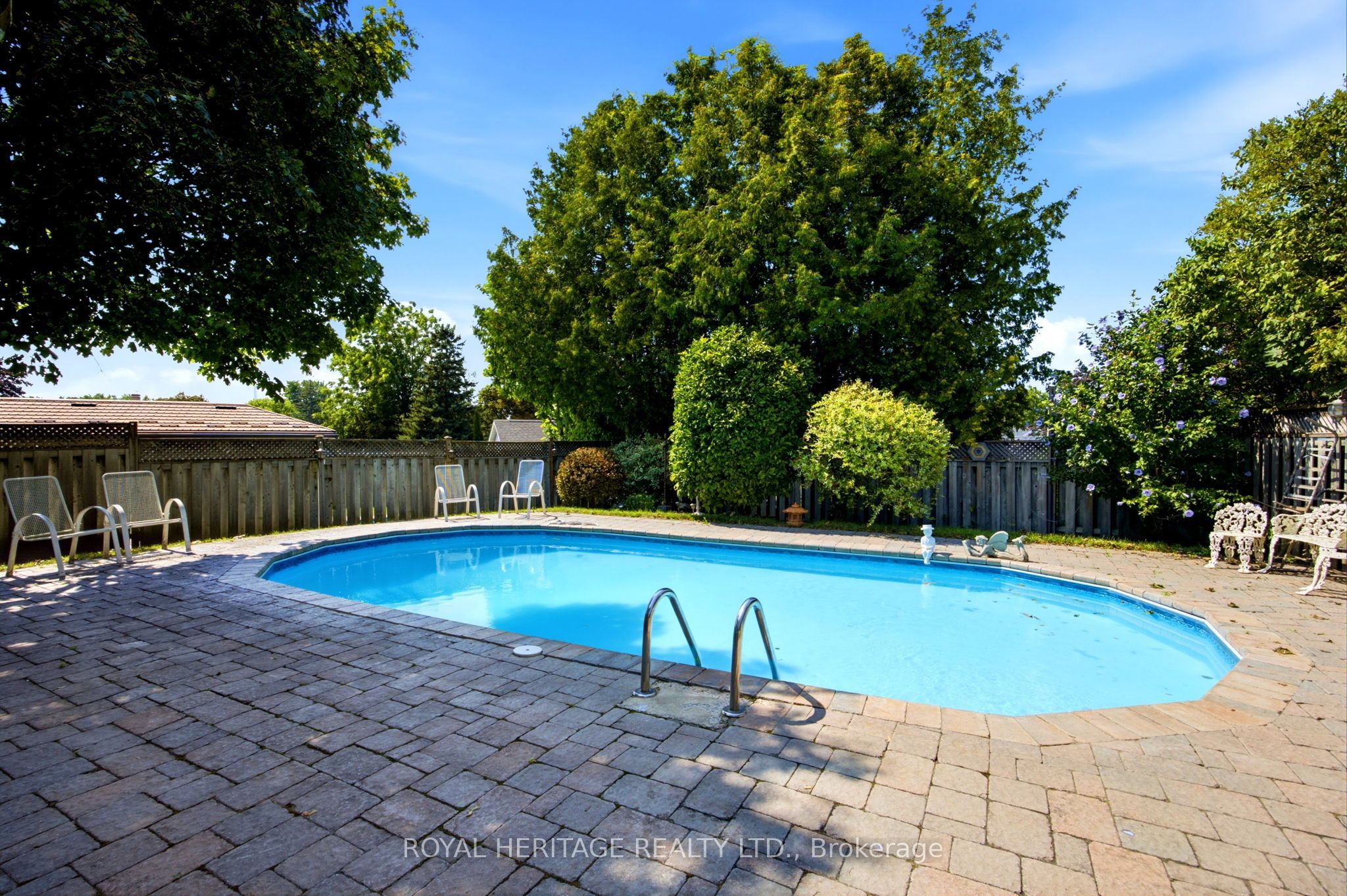394 Amstel Court Property Photo 37