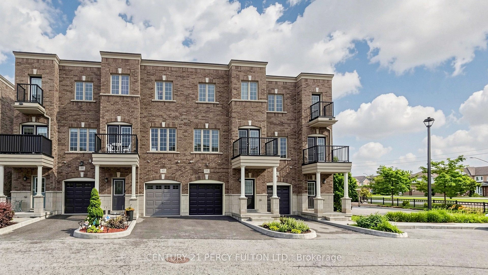 64 Ferris Square Property Photo 1