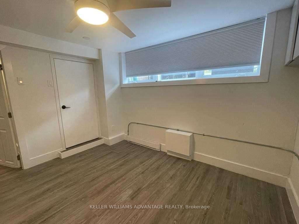 372 Highfield Road #lower Property Photo 13