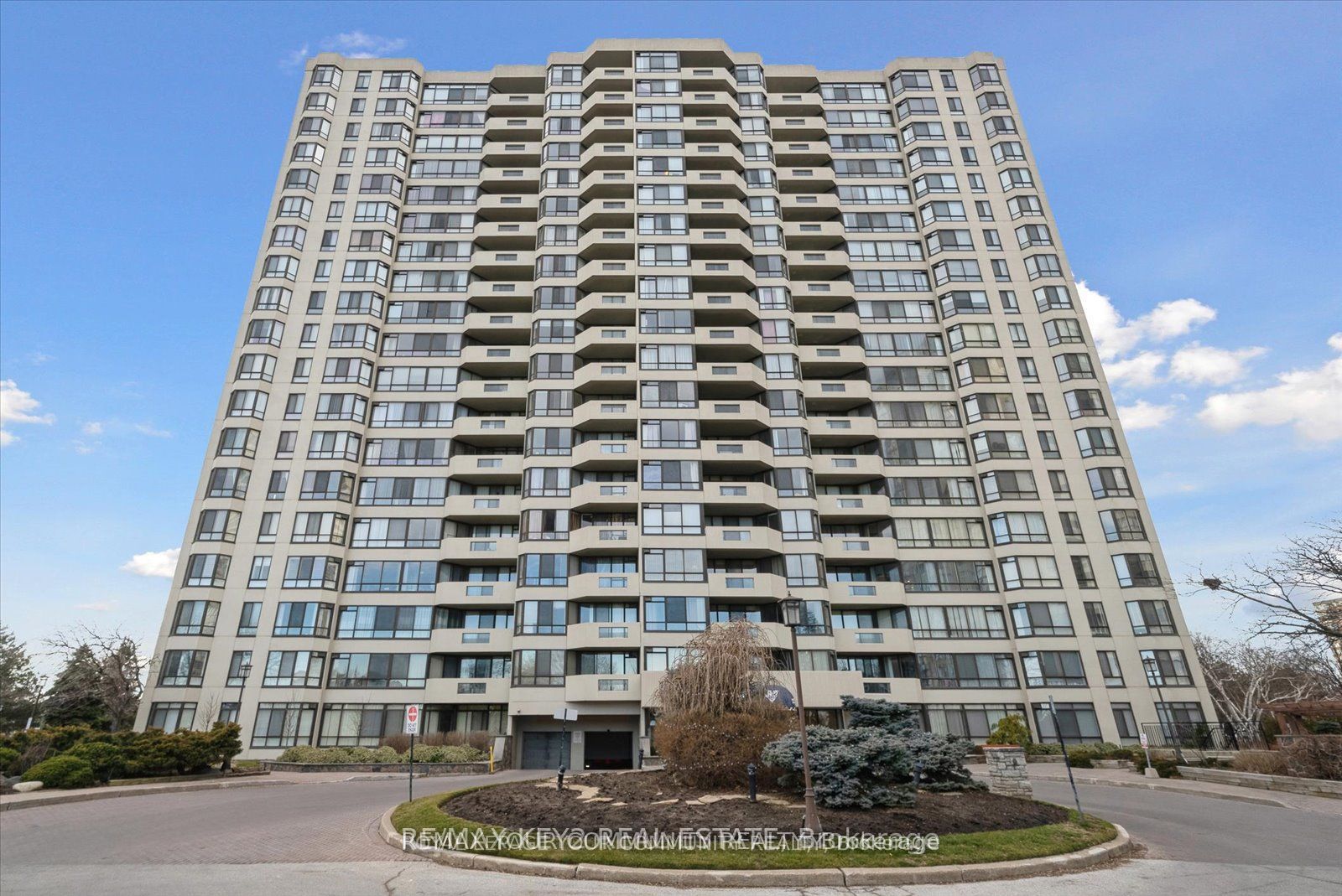 225 Bamburgh Circle 511 Property Photo 1