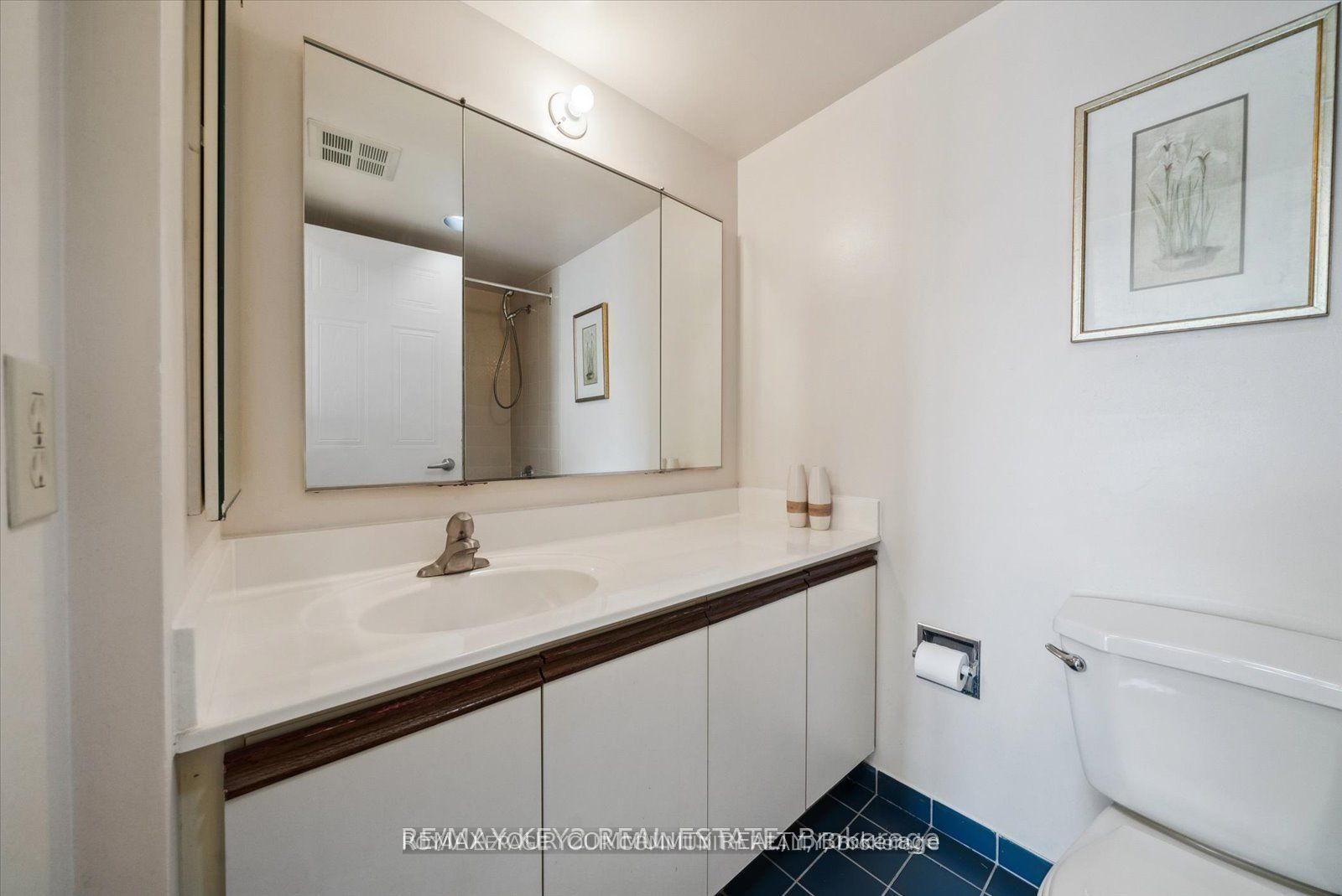 225 Bamburgh Circle 511 Property Photo 13