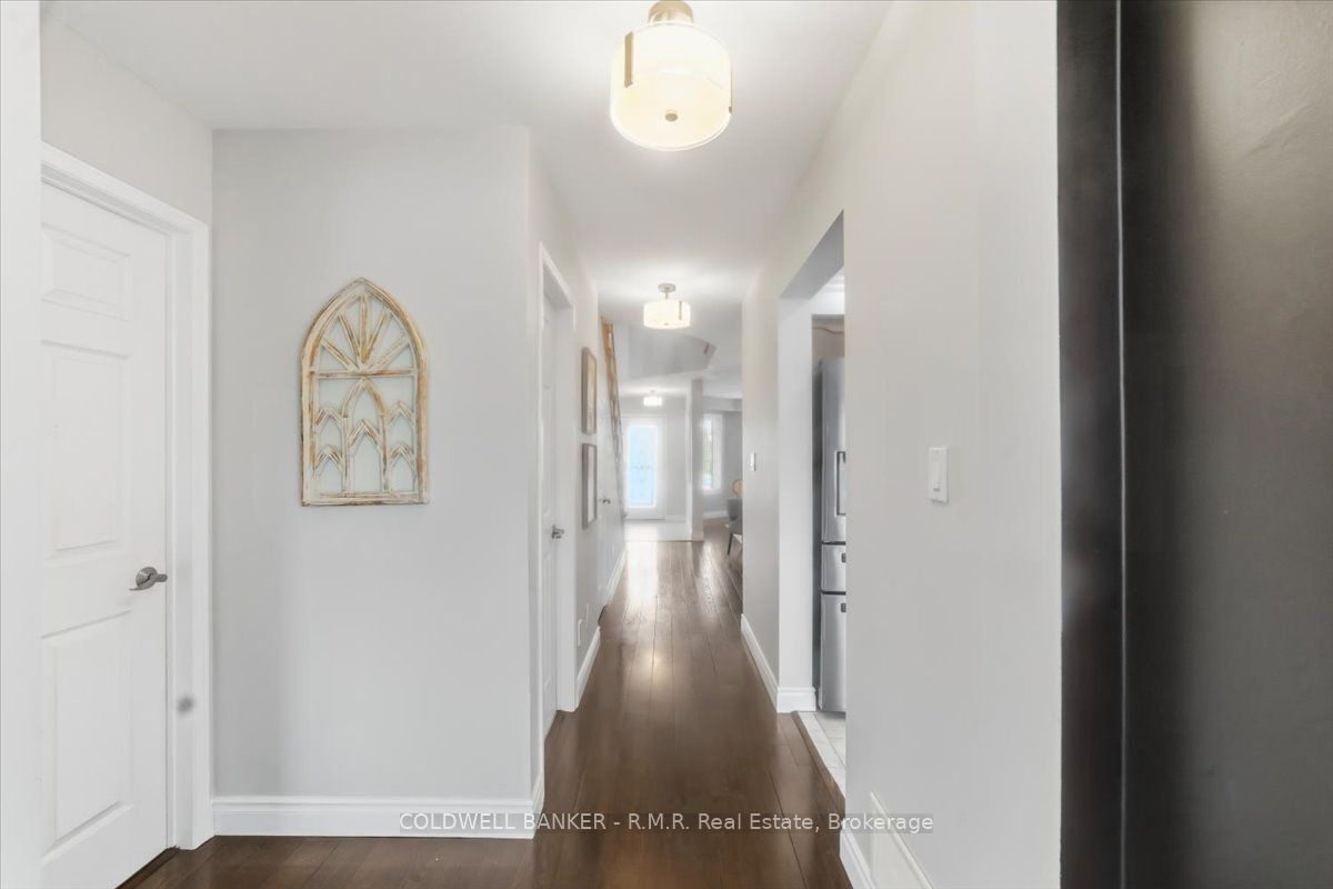45 Angier Crescent Property Photo 4