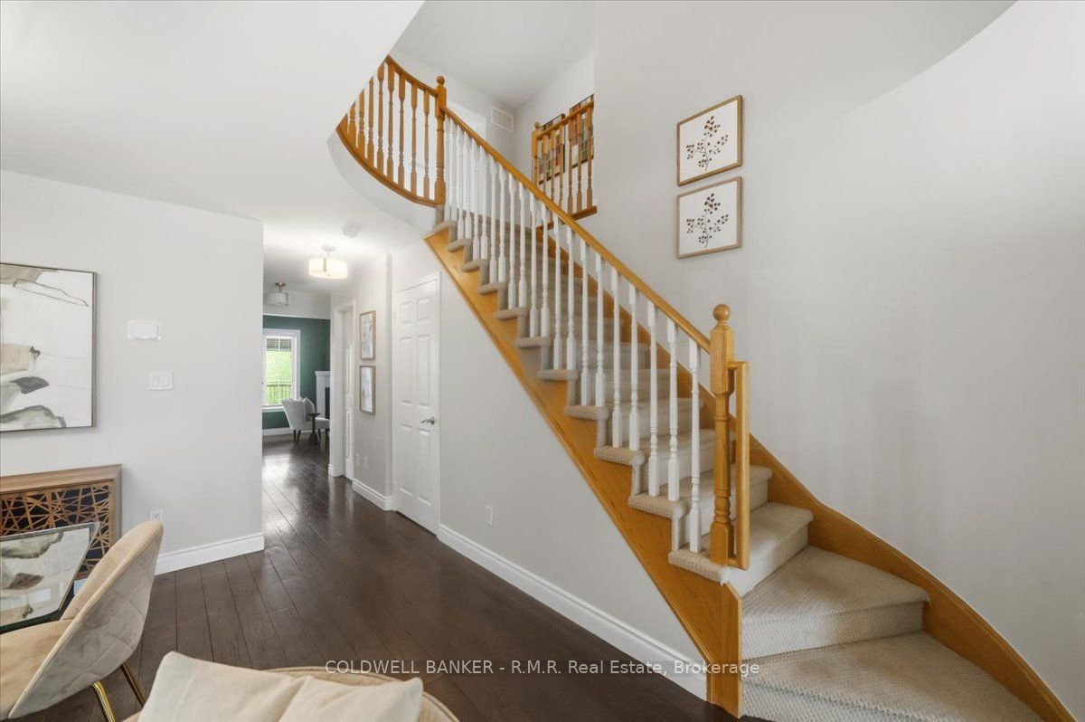 45 Angier Crescent Property Photo 11